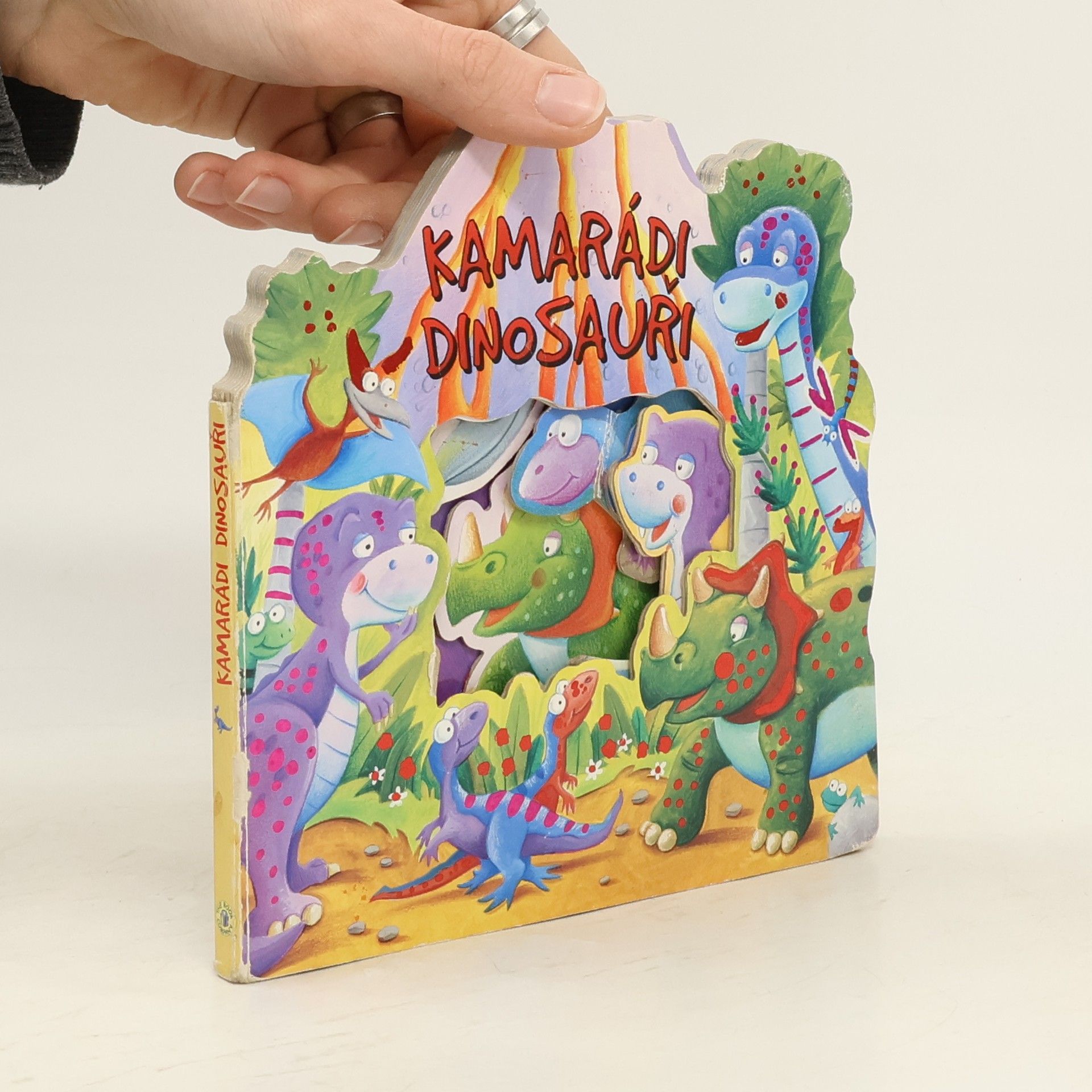 Collectif d'auteurs Kamarádi dinosauři