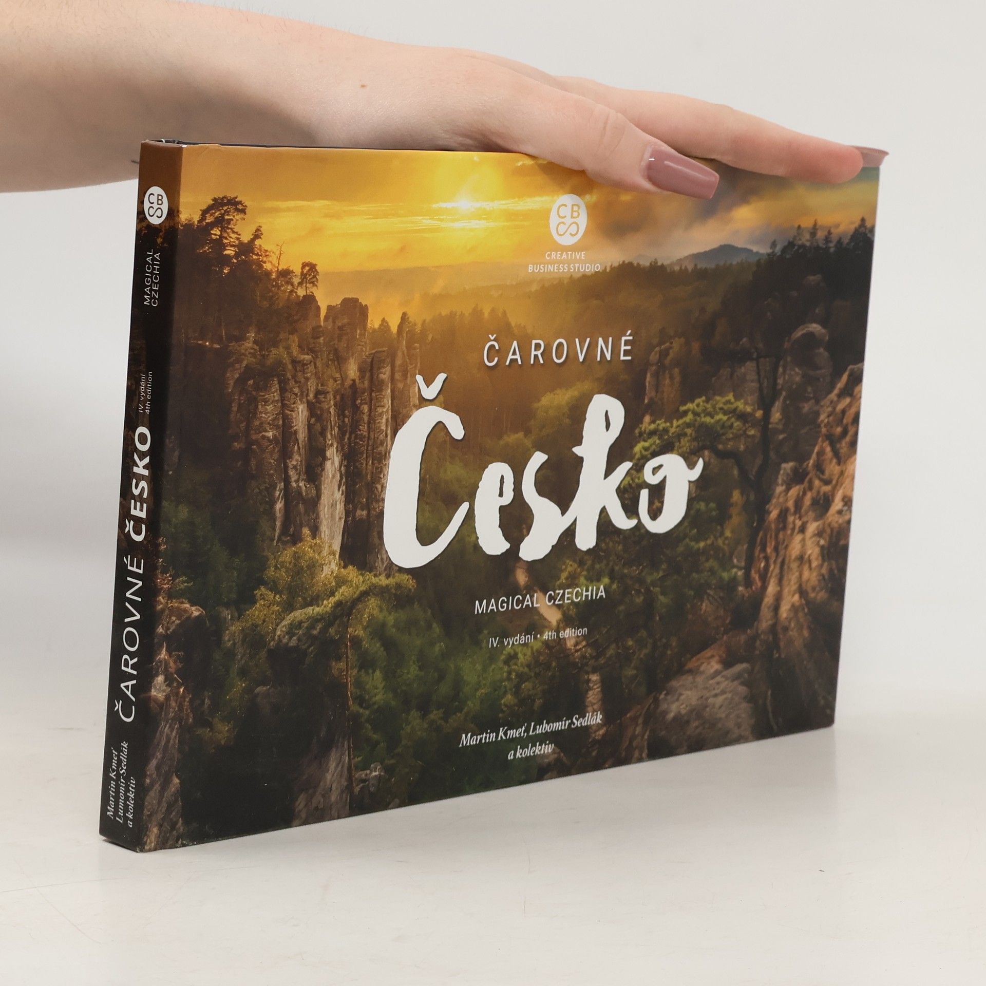 Martin Kmeť Čarovné Česko. Magical Czechia