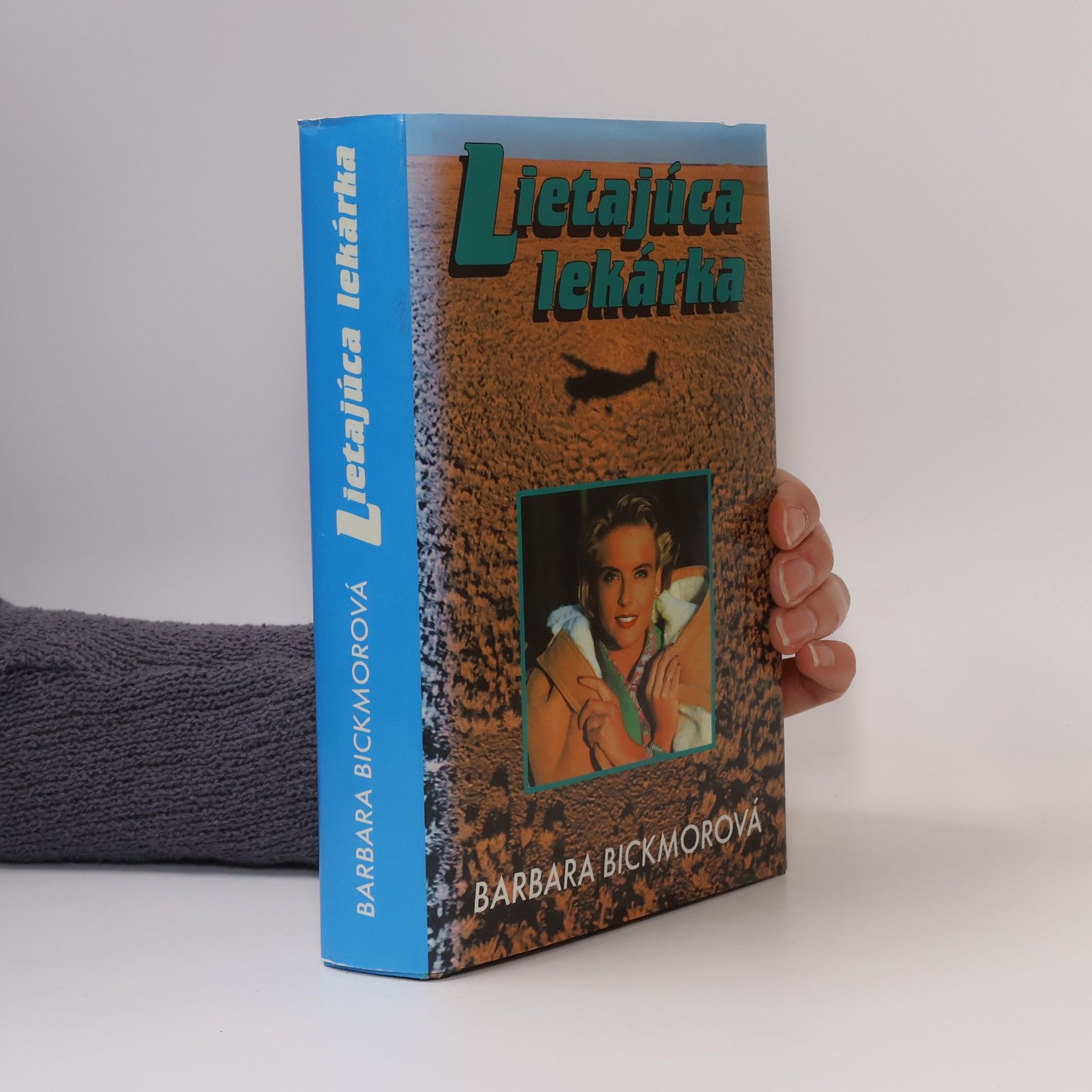 Barbara Bickmore Lietajúca lekárka