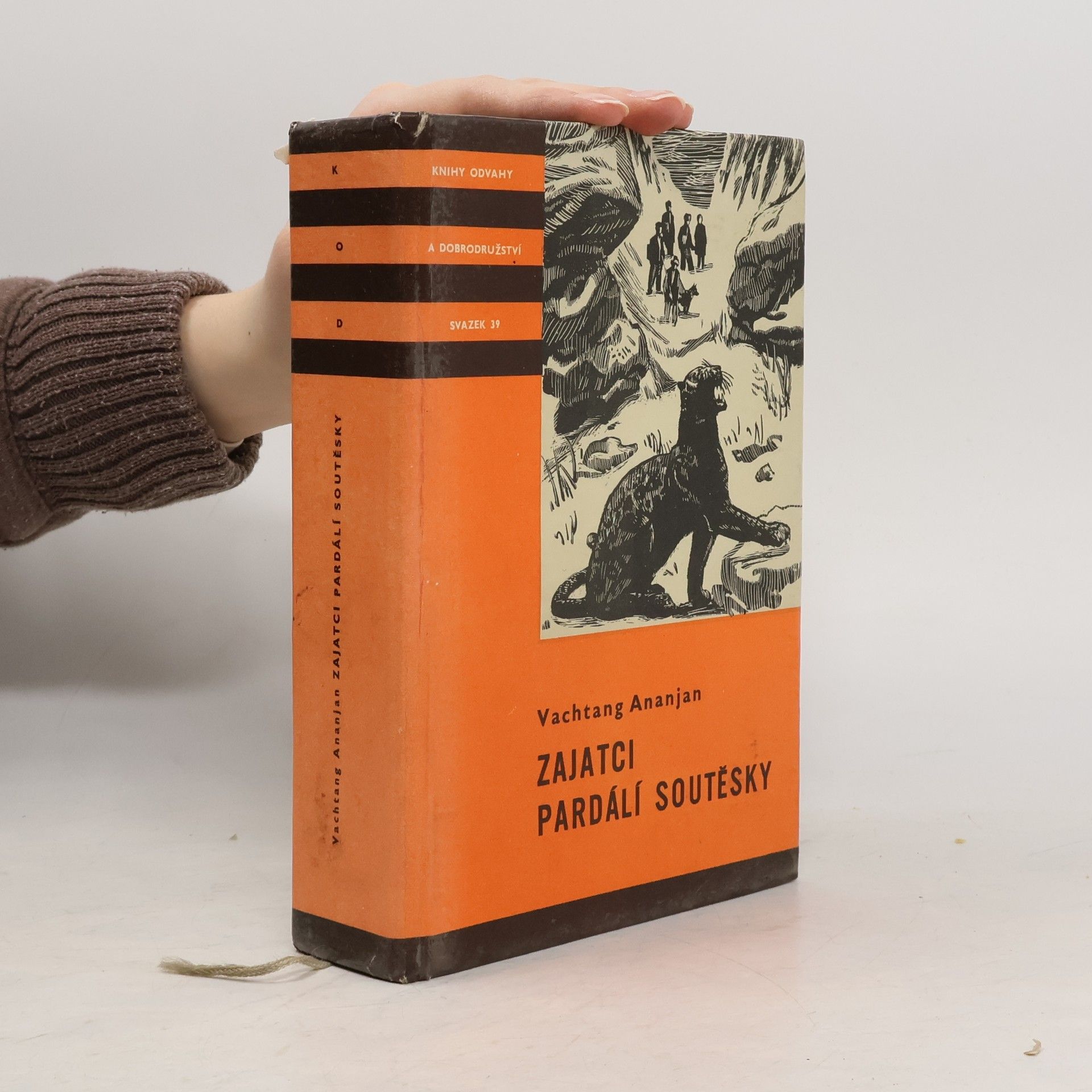 Vachtang Ananjan Zajatci Pardálí soutěsky