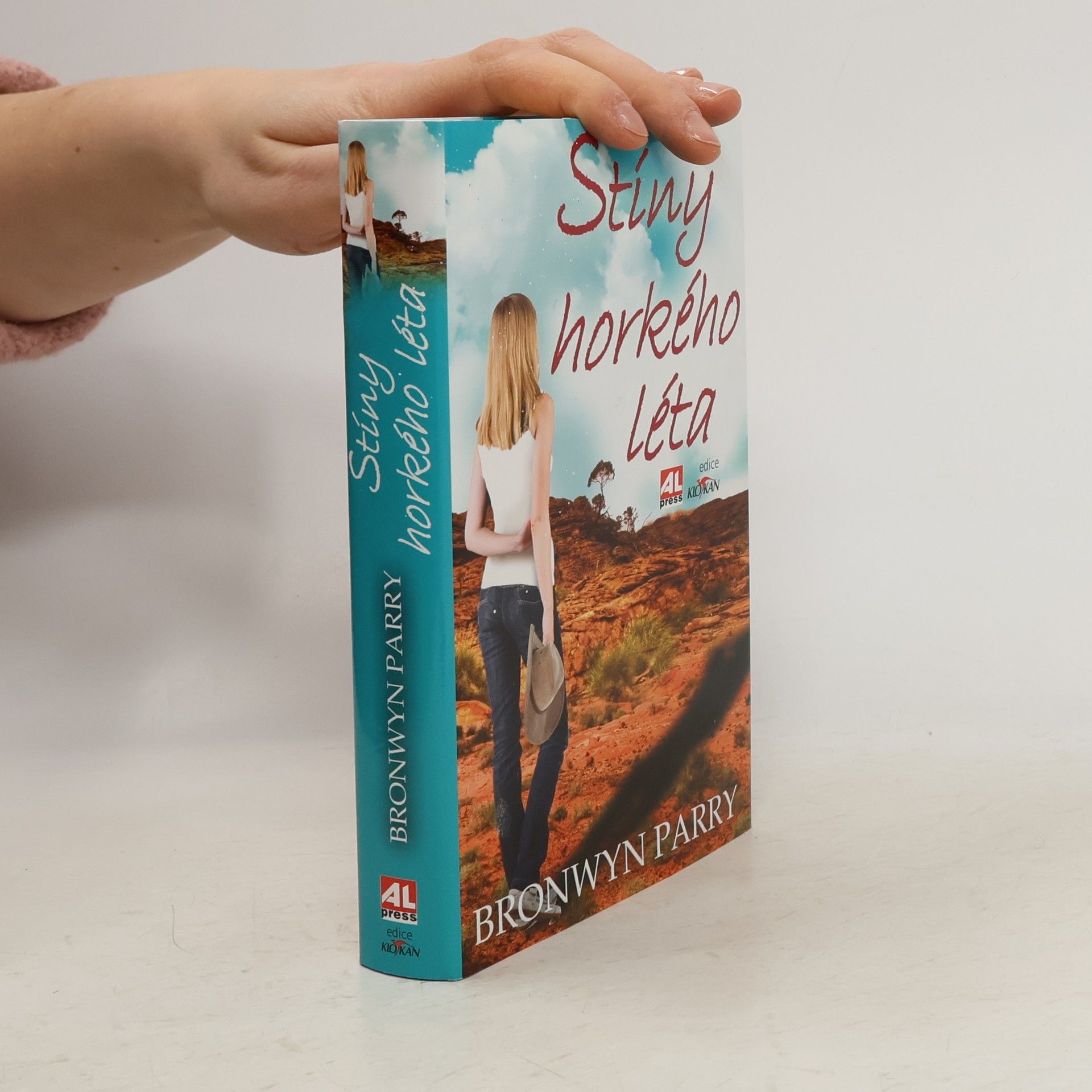 Bronwyn Parry Stíny horkého léta