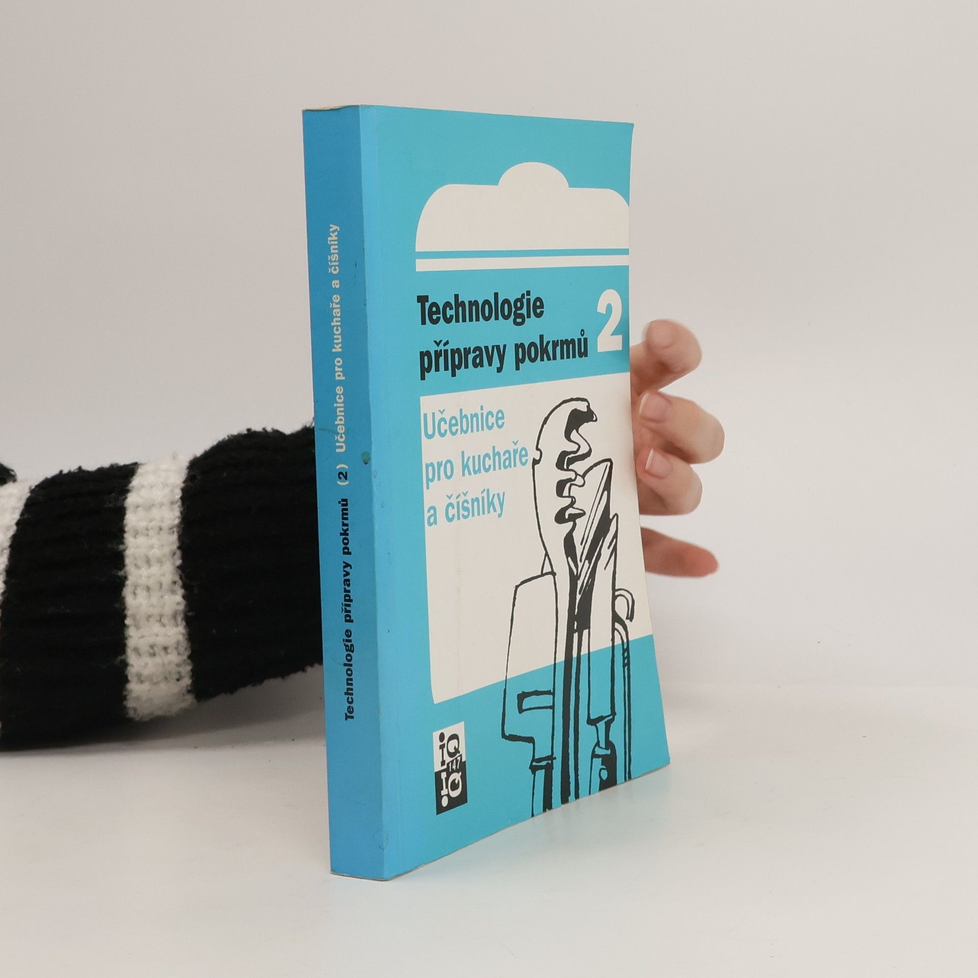 Eduard Brhlík Technologie přípravy pokrmů 2: učebnice pro kuchaře a číšníky