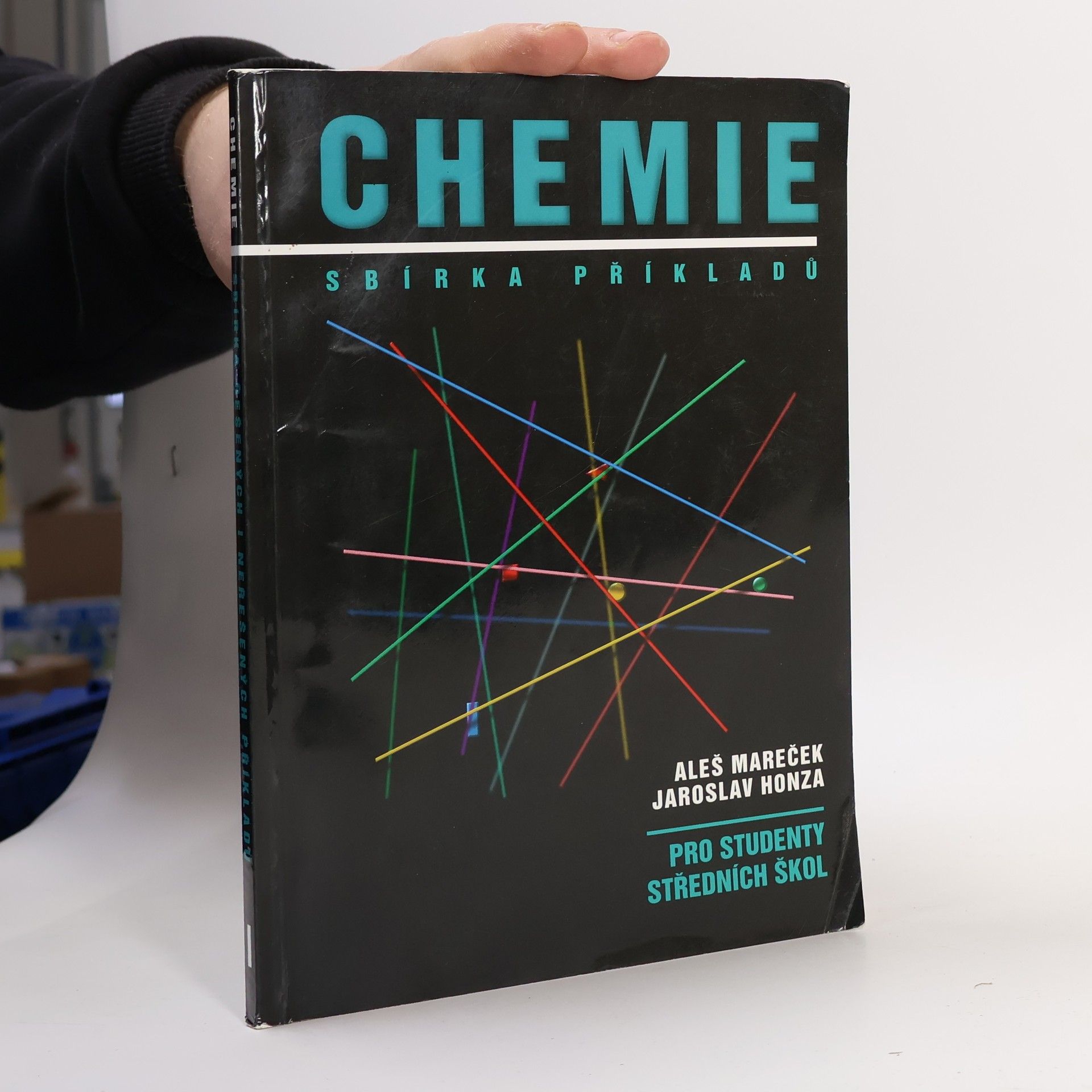 Chemie. Sbírka příkladů pro studenty středních škol