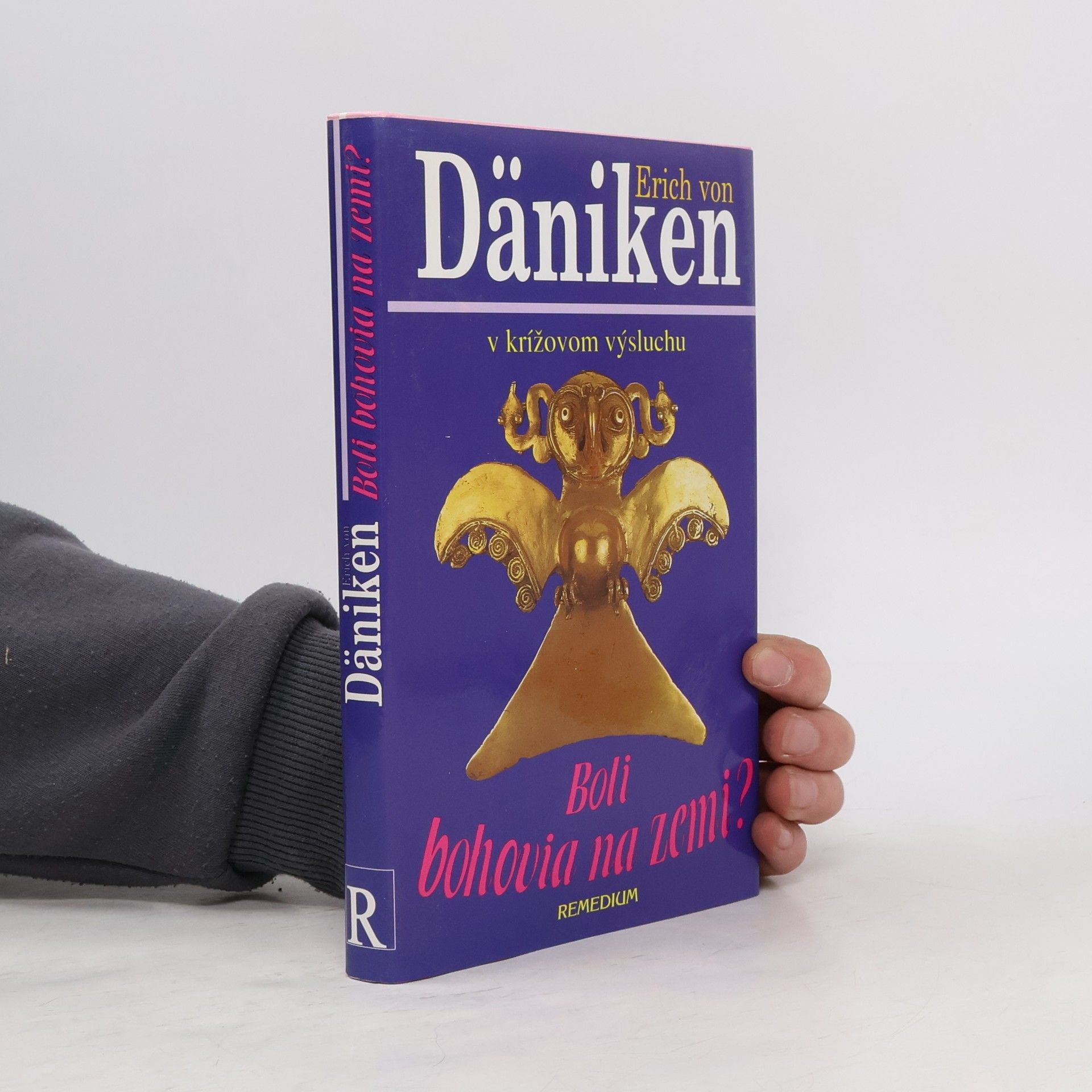 Erich von Däniken Boli bohovia na Zemi?