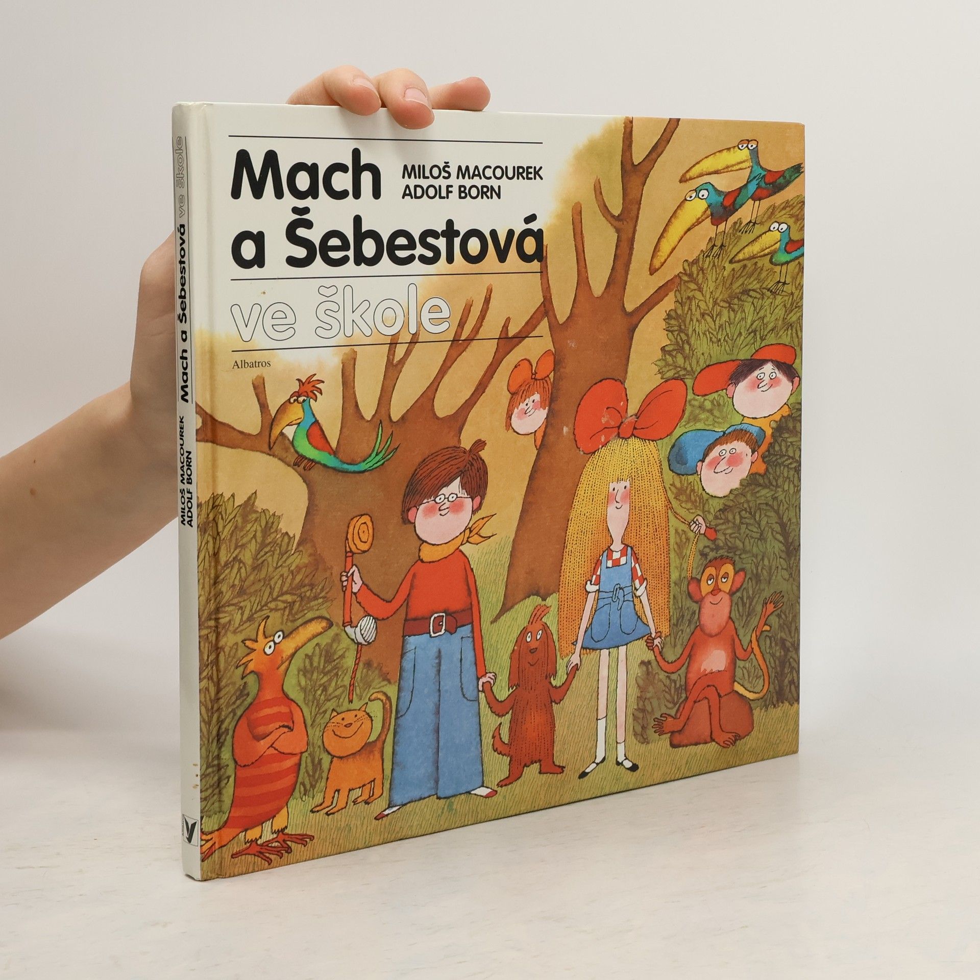 Miloš Macourek Mach a Šebestová ve škole