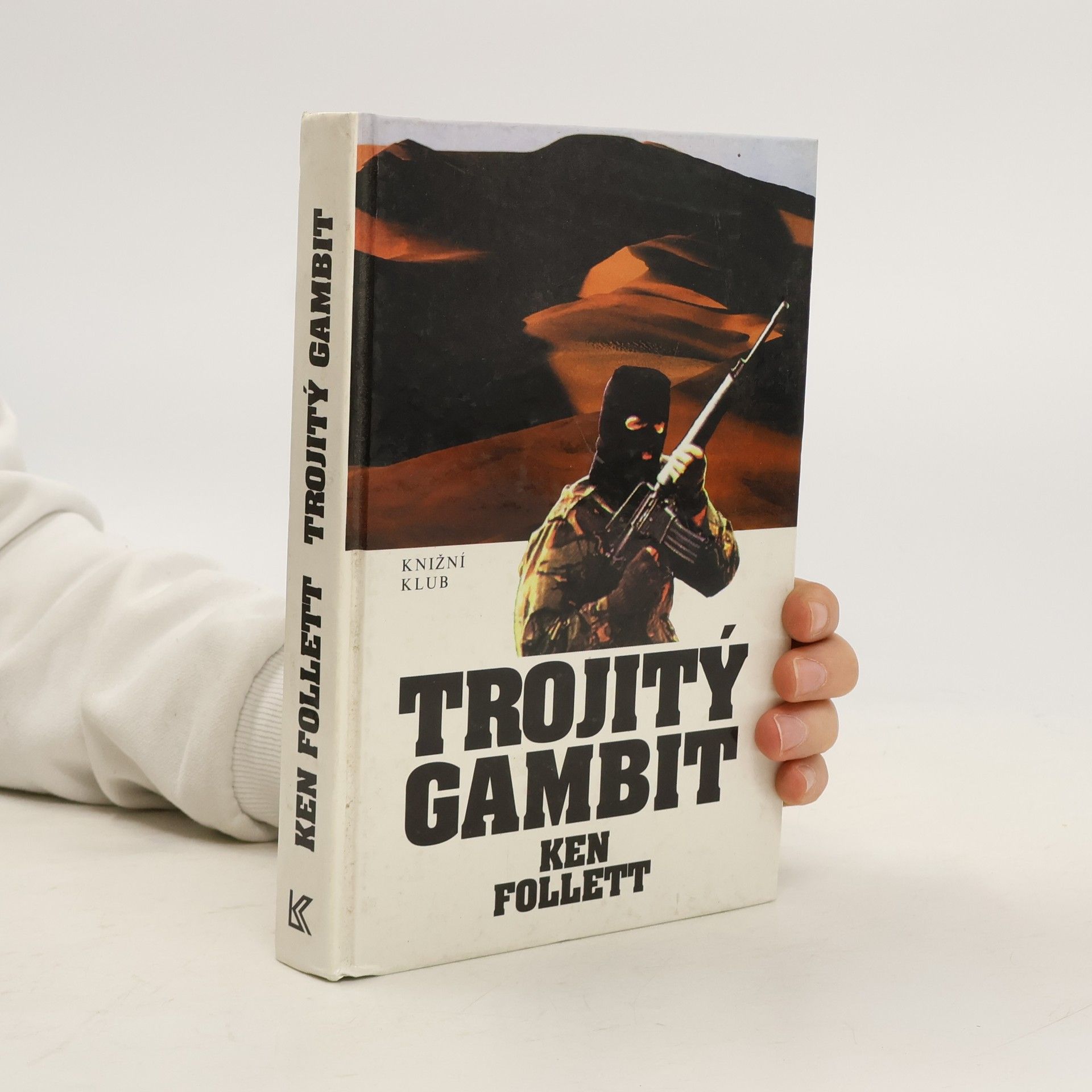 Ken Follett Trojitý gambit