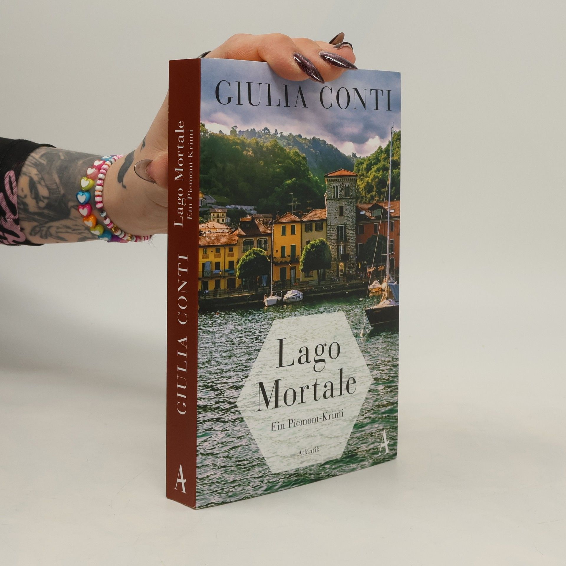 Giulia Conti Lago Mortale