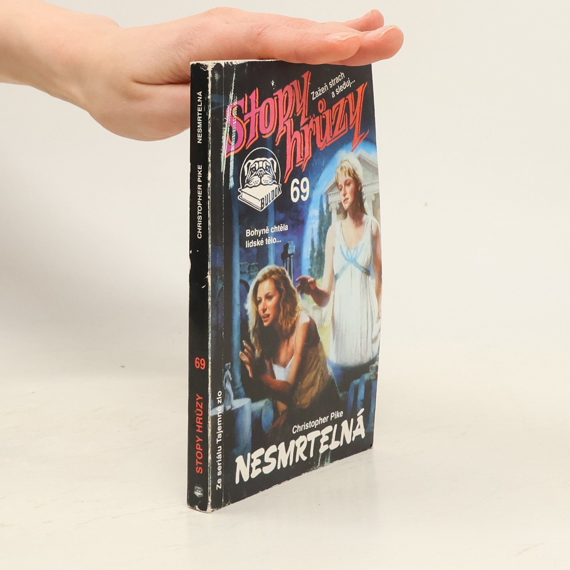Christopher Pike Nesmrtelná. Stopy hrůzy 69
