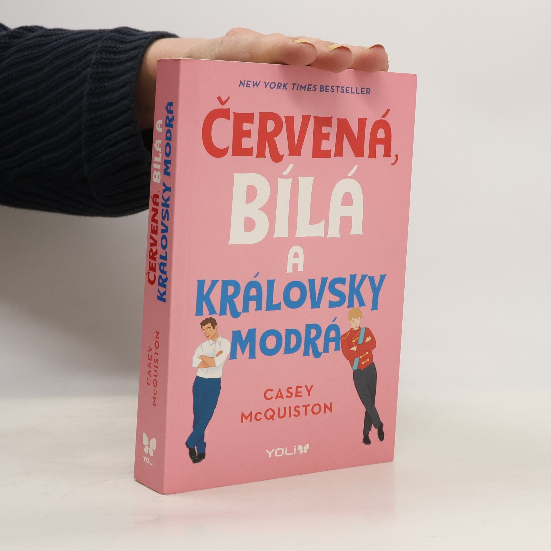 Casey McQuiston Červená, bílá a královsky modrá