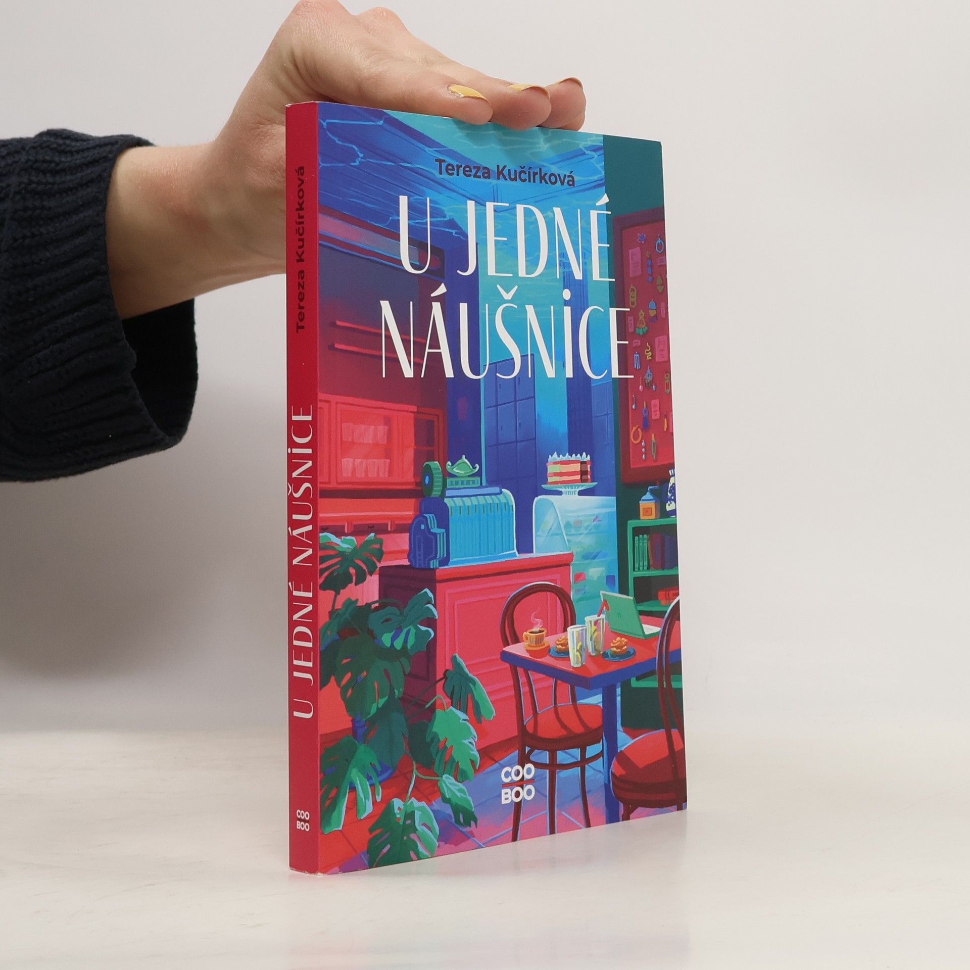 Tereza Kučírková U jedné náušnice