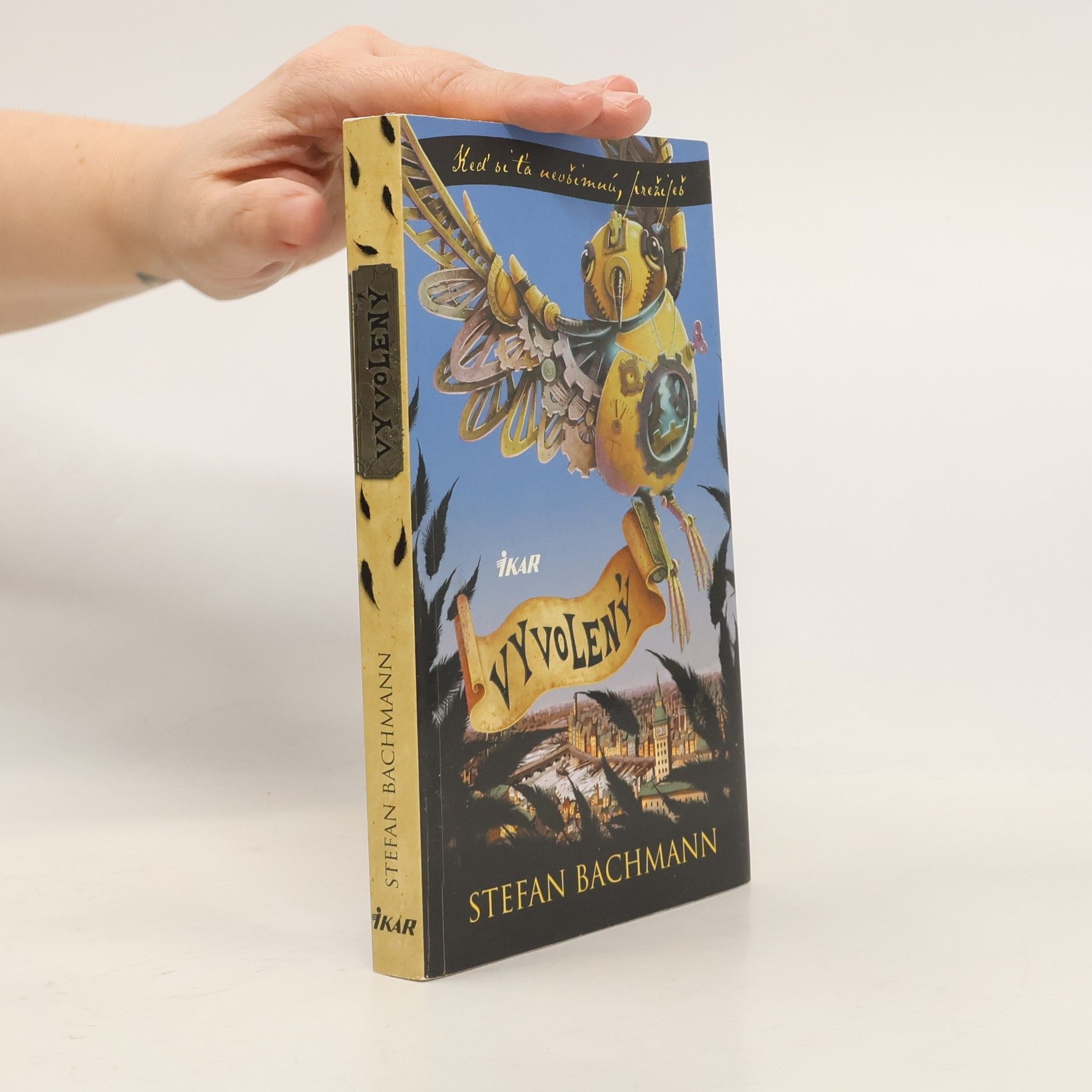 Stefan Bachmann Vyvolený