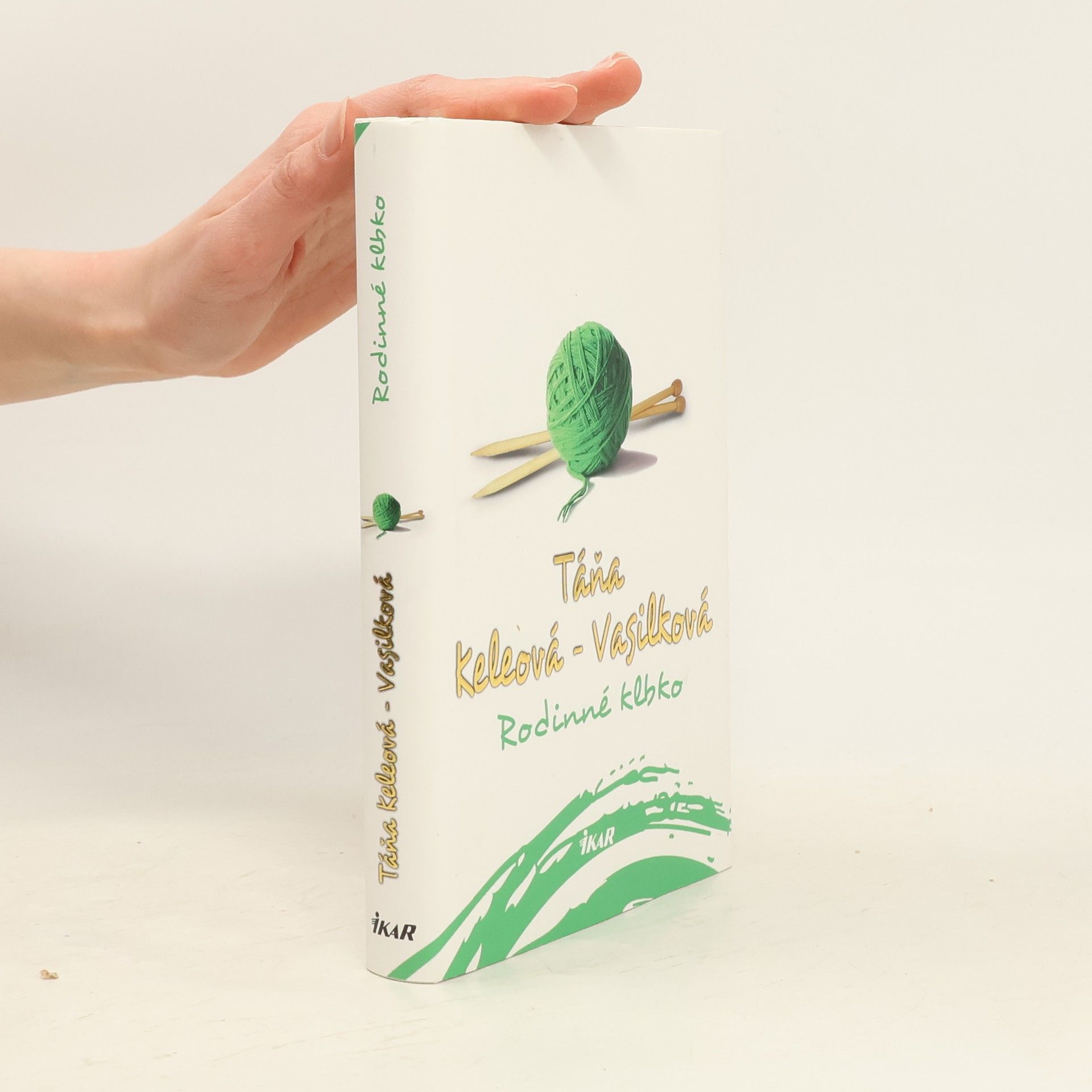 Táňa Keleová-Vasilková Rodinné klbko