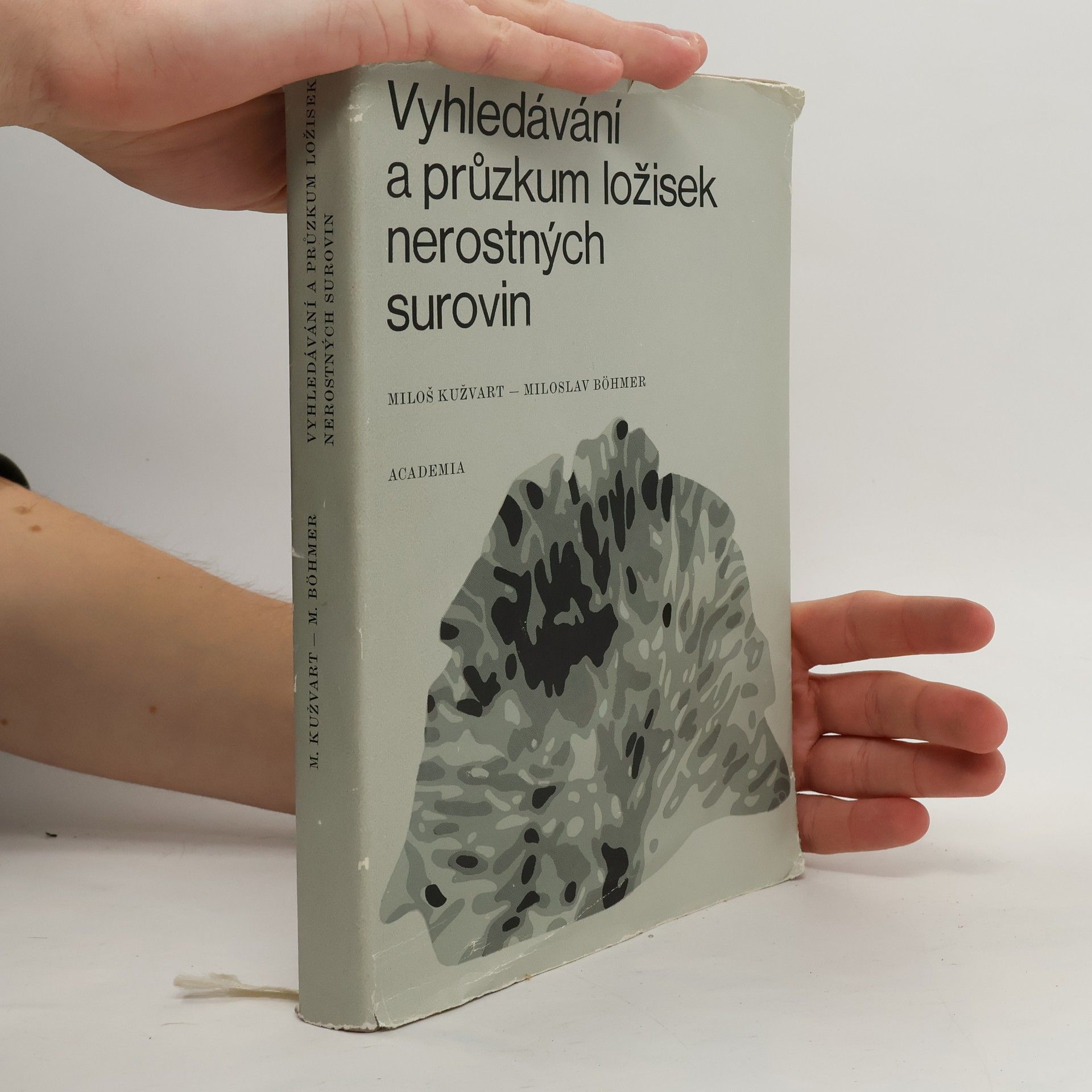 Miloš Kužvart Vyhledávání a průzkum ložisek nerostných surovin