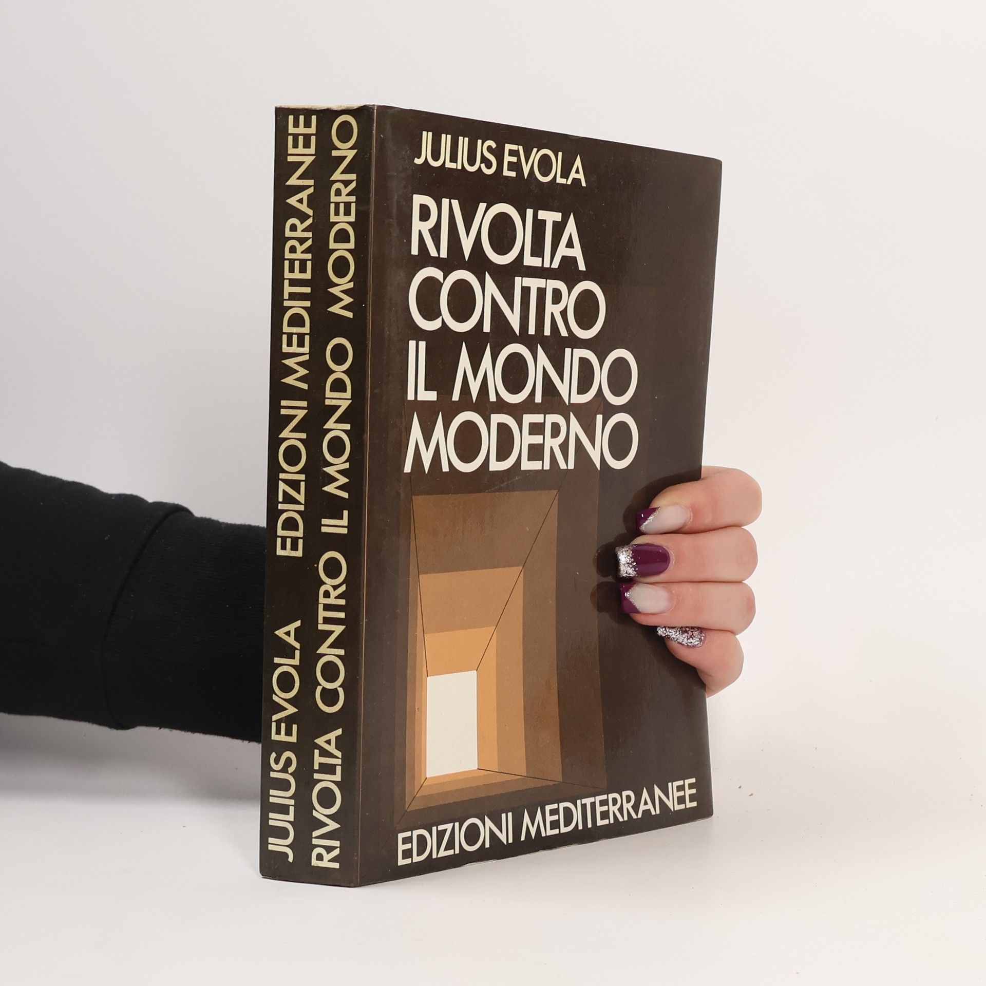 Julius Evola Rivolta contro il mondo moderno