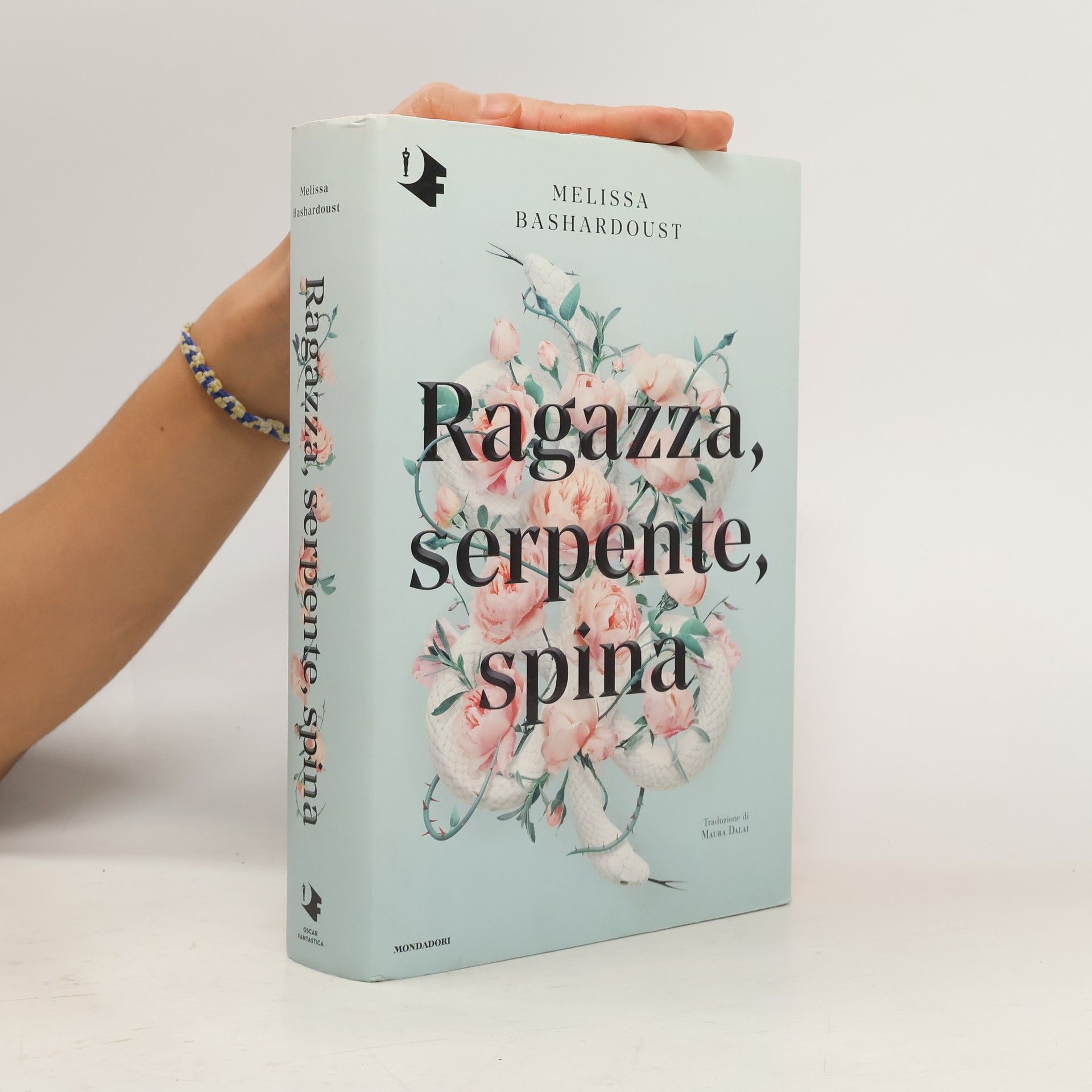 Melissa Bashardoust Ragazza, serpente, spina