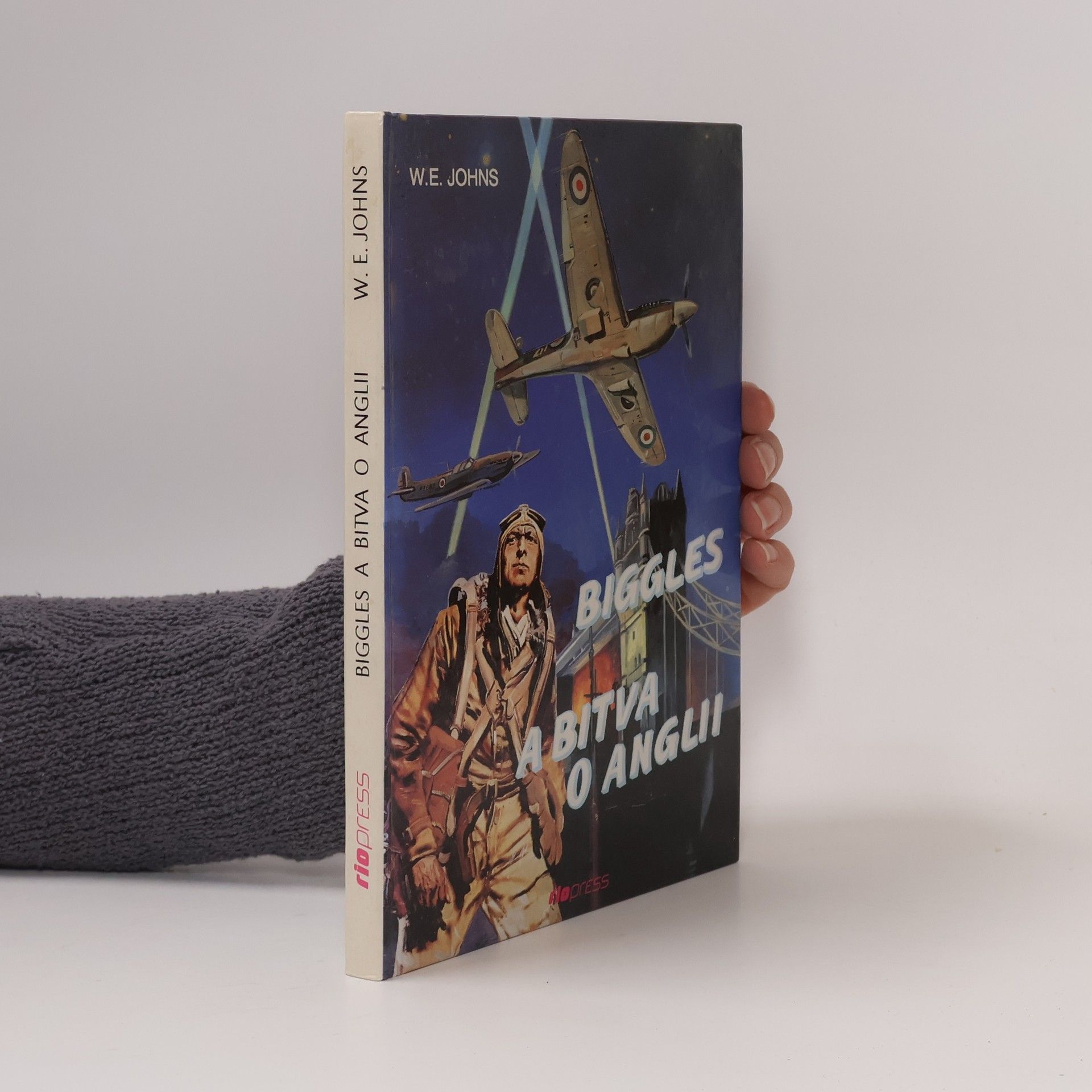 William Earl Johns Biggles a bitva o Anglii