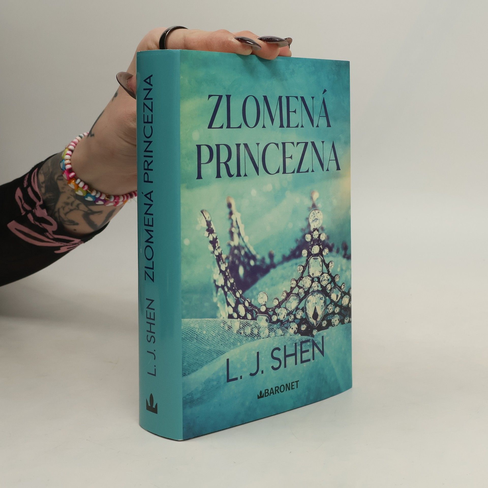 L. J. Shen Zlomená princezna