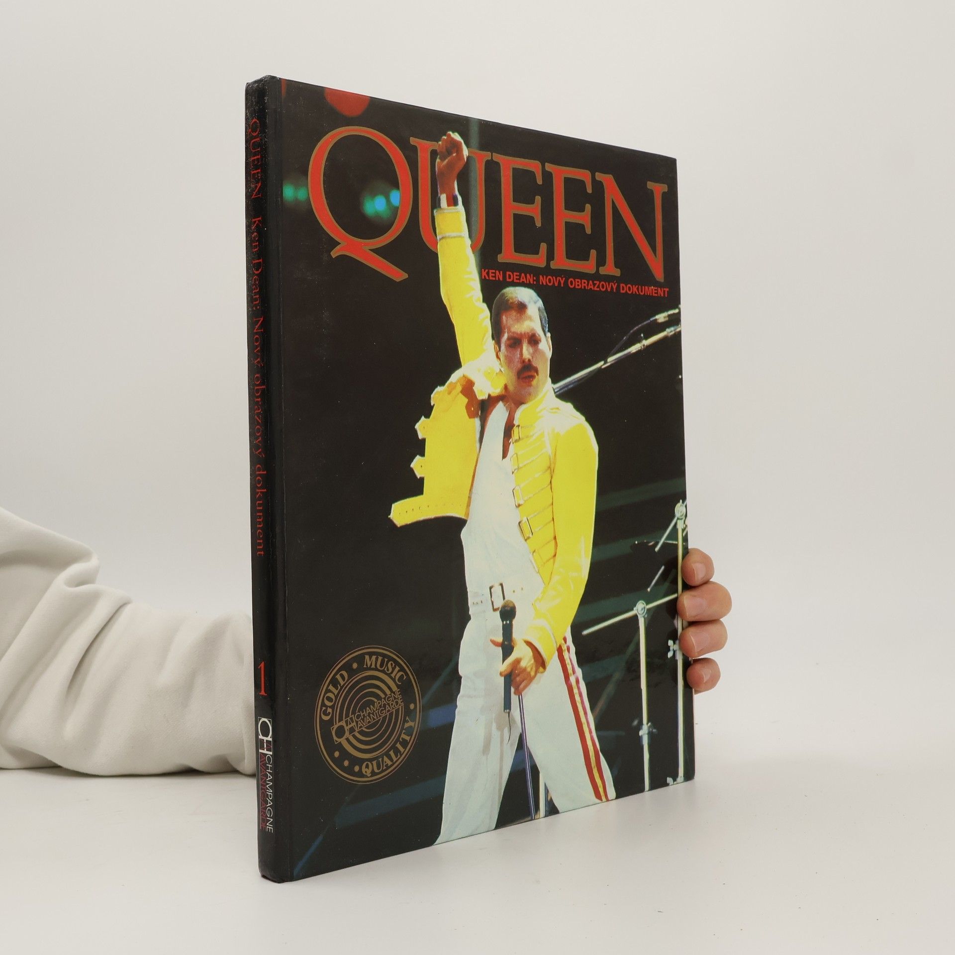 Ken Dean Queen. Nový obrazový dokument
