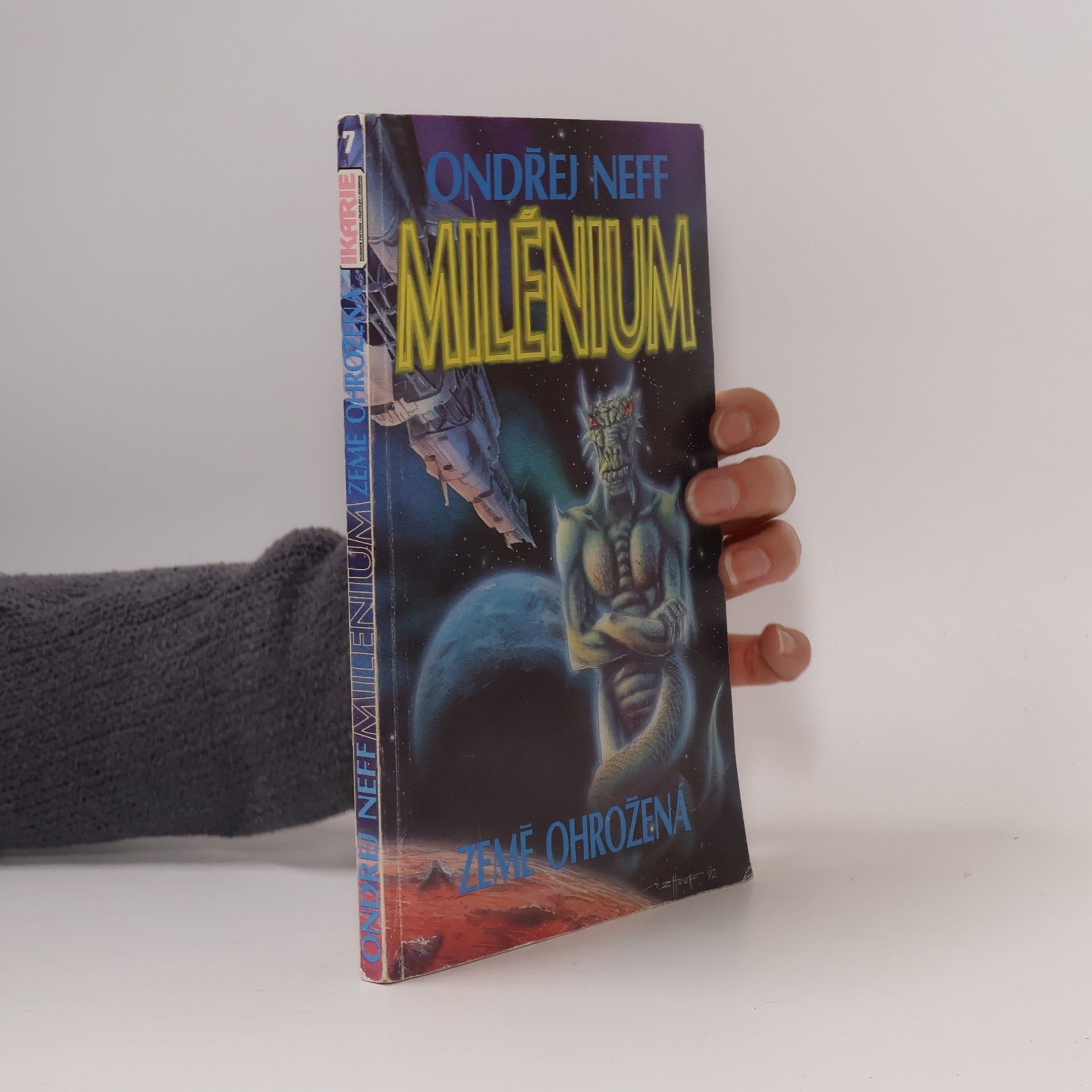 Ondřej Neff Milénium. Země ohrožená