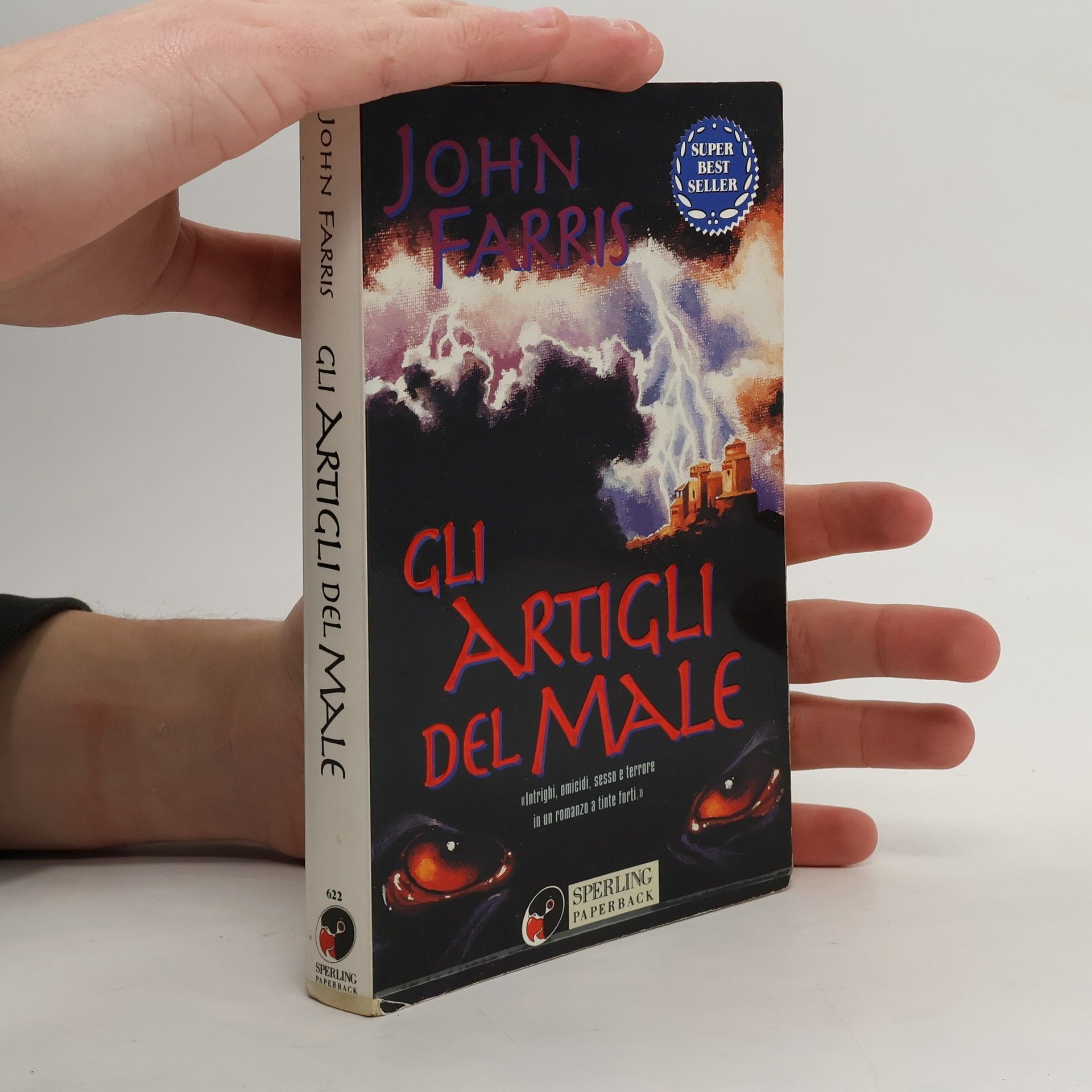 Gli artigli del male