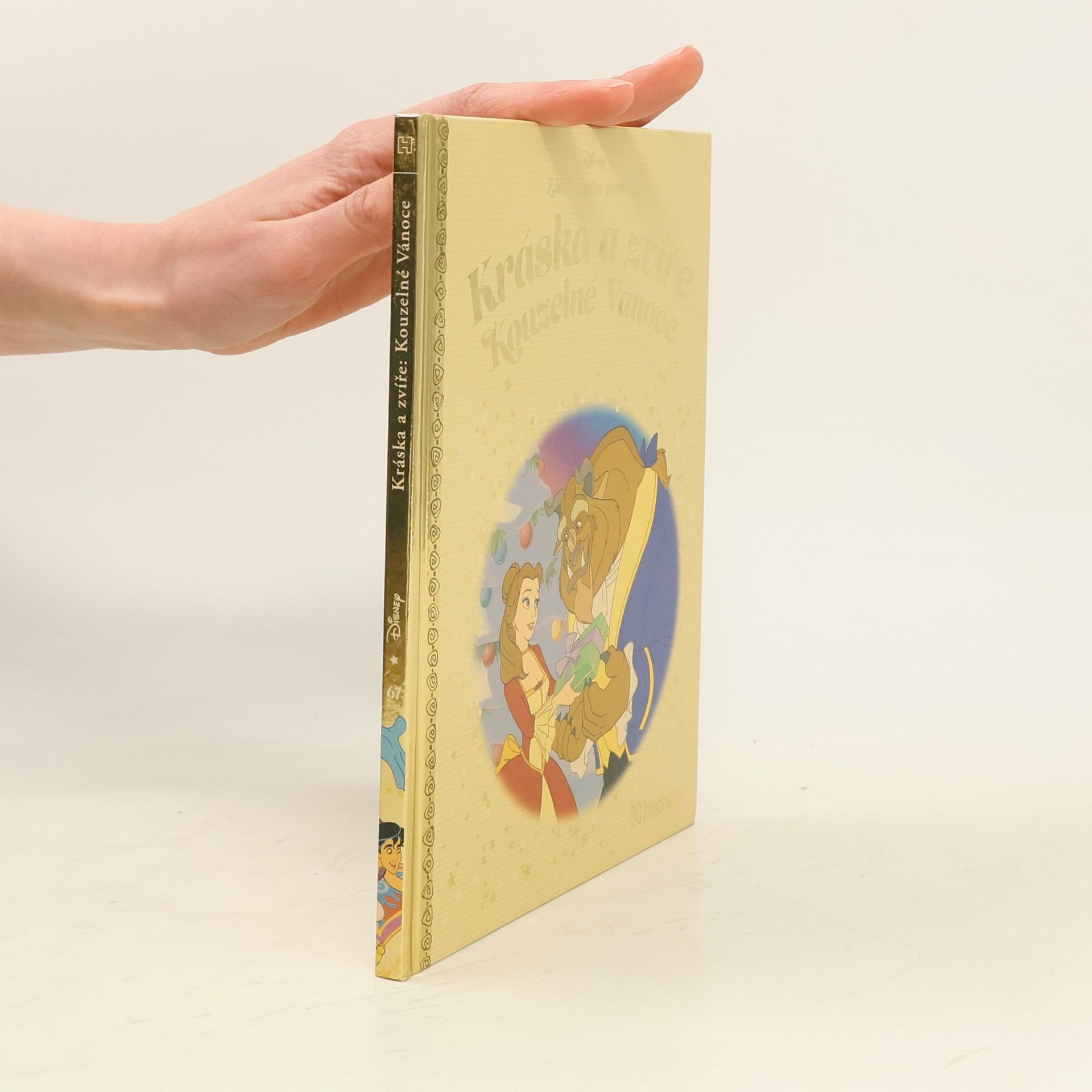 Various authors Zlatá sbírka pohádek 67. Kráska a zvíře. Kouzelné Vánoce