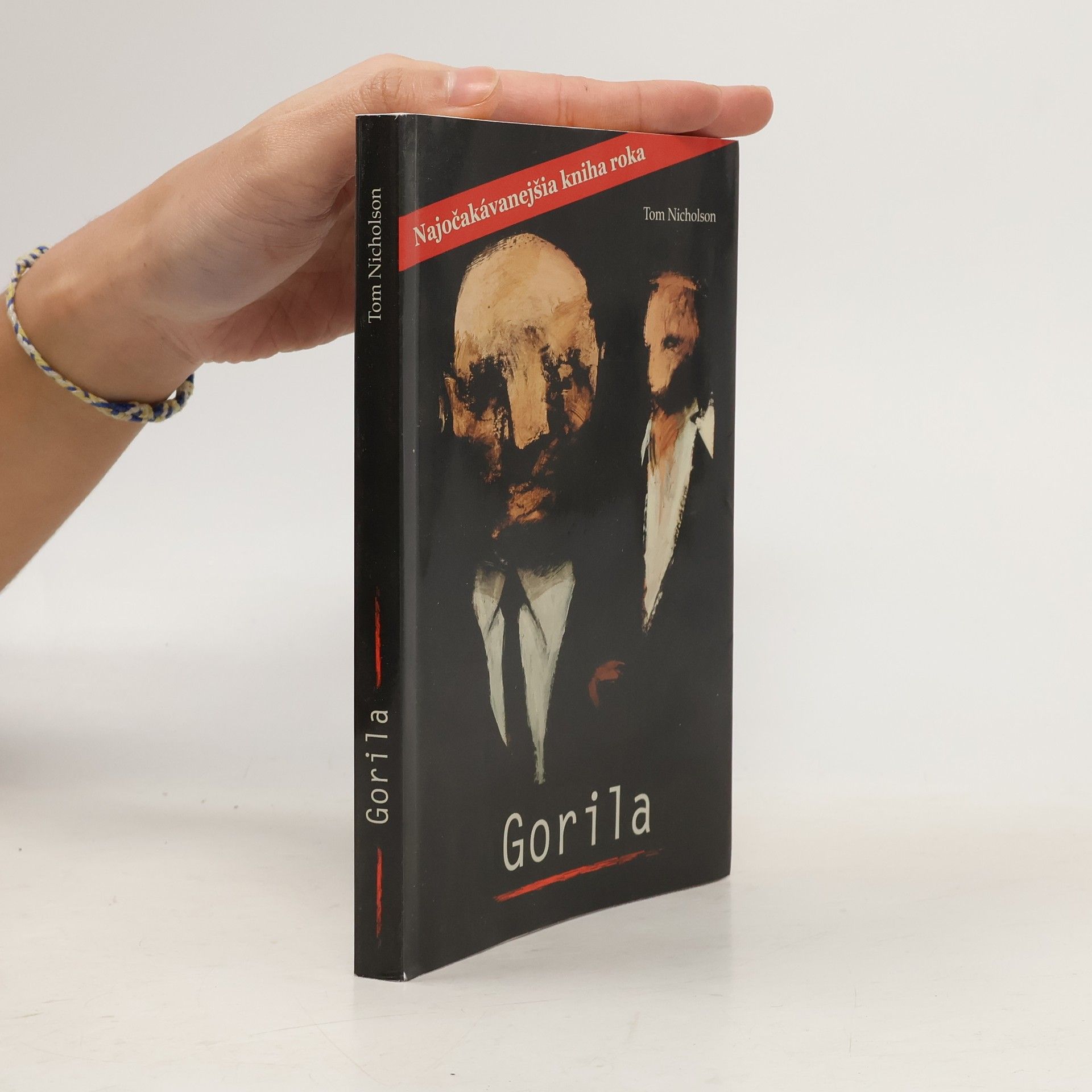 Tom Nicholson Gorila