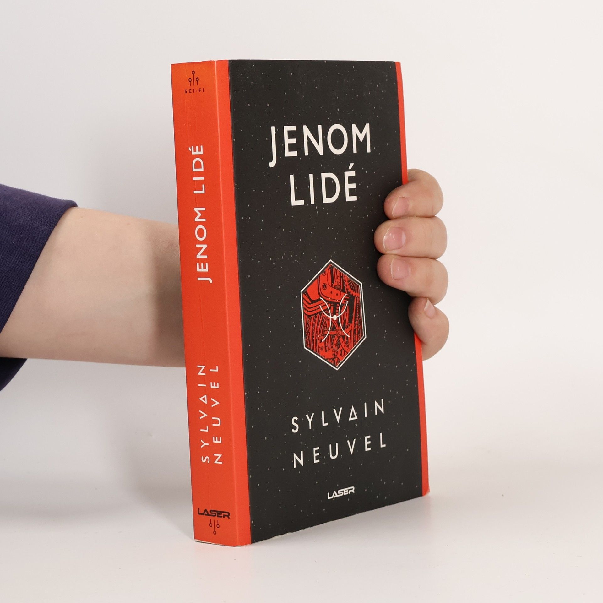 Sylvain Neuvel Jenom lidé