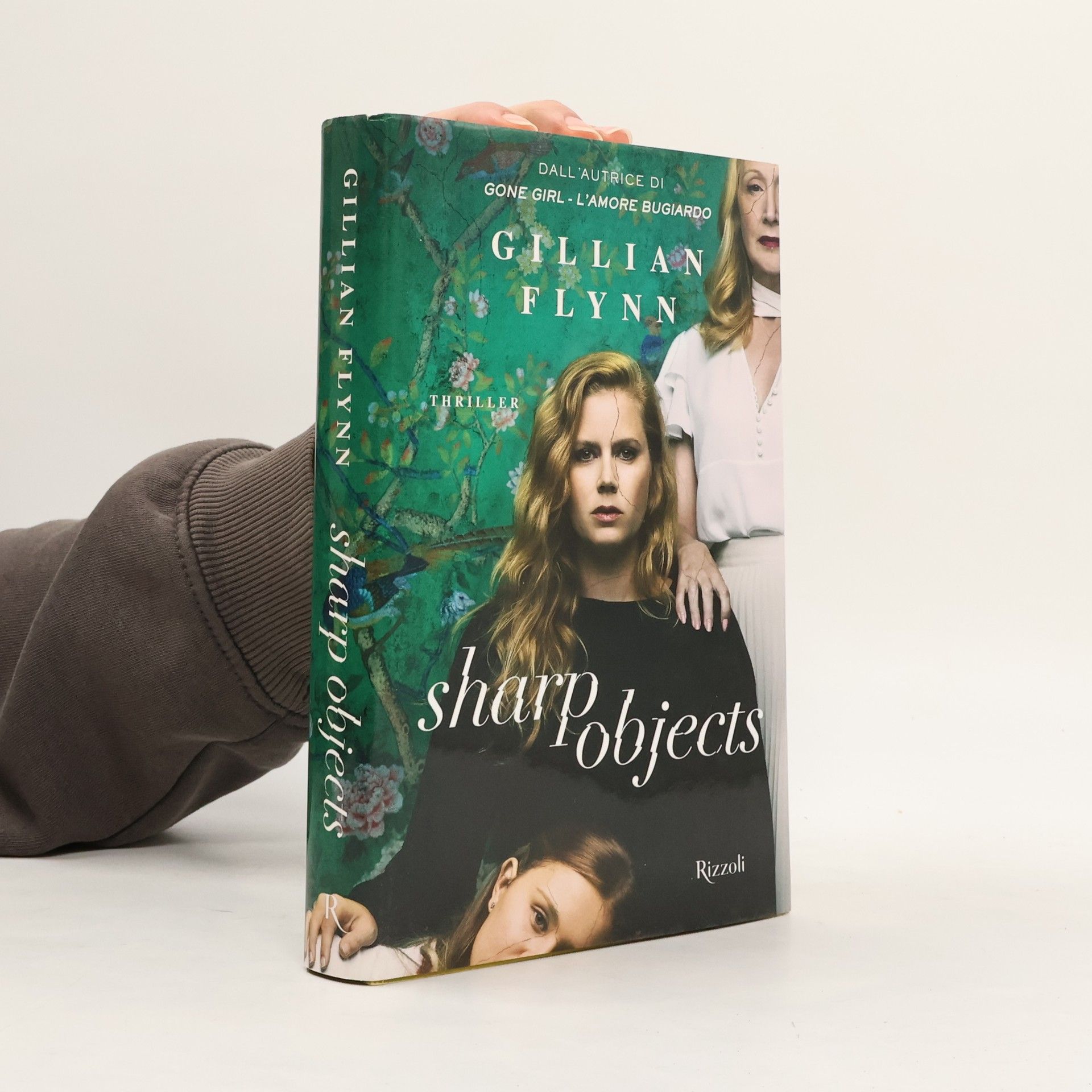 Gillian Flynn Rizzoli narrativa: Sharp Objects
