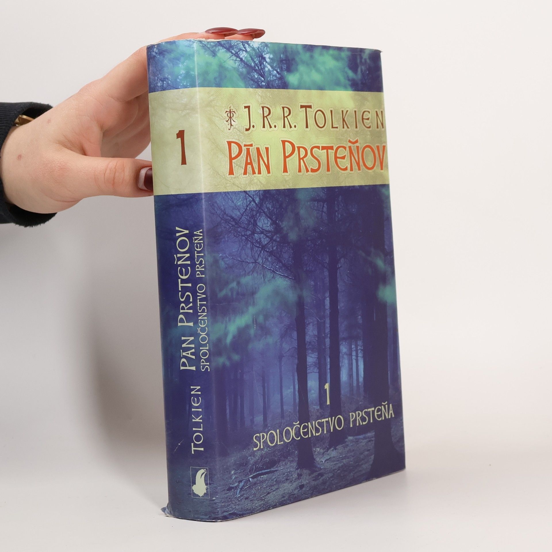 J. R. R. Tolkien Pán prsteňov 1. Spoločenstvo prsteňa