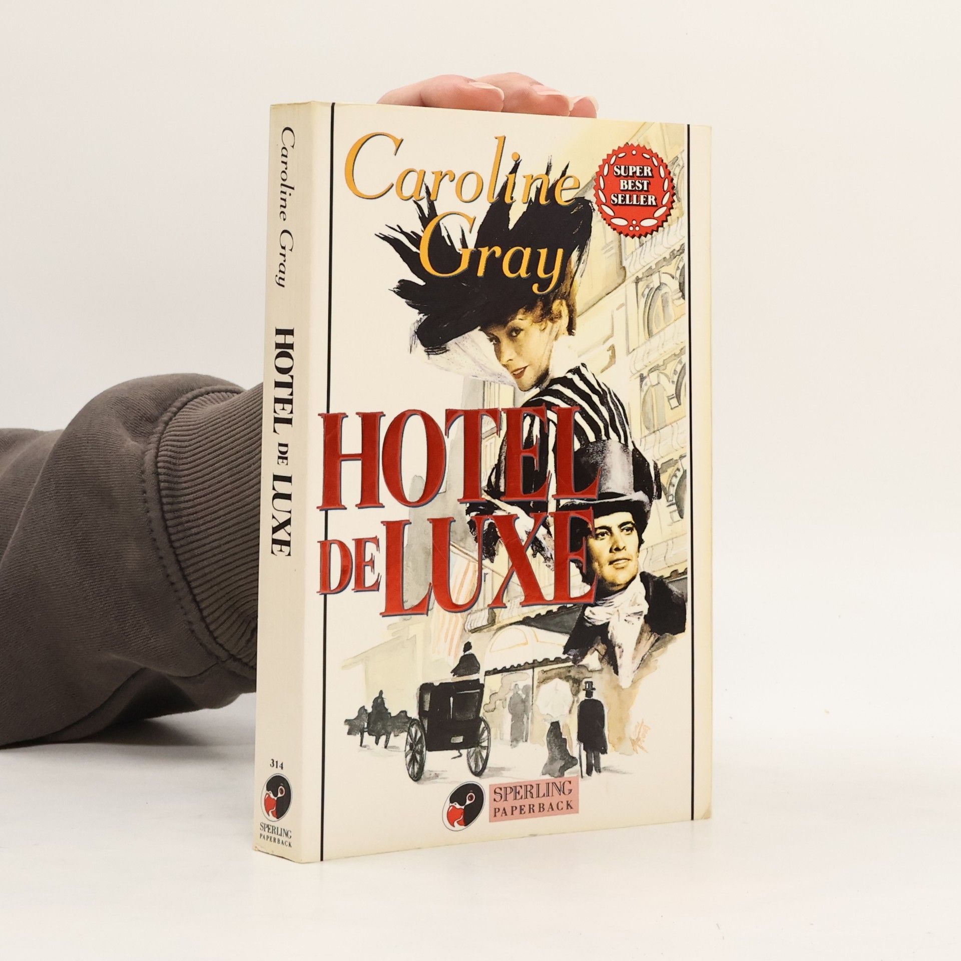 Caroline Gray Hotel de Luxe