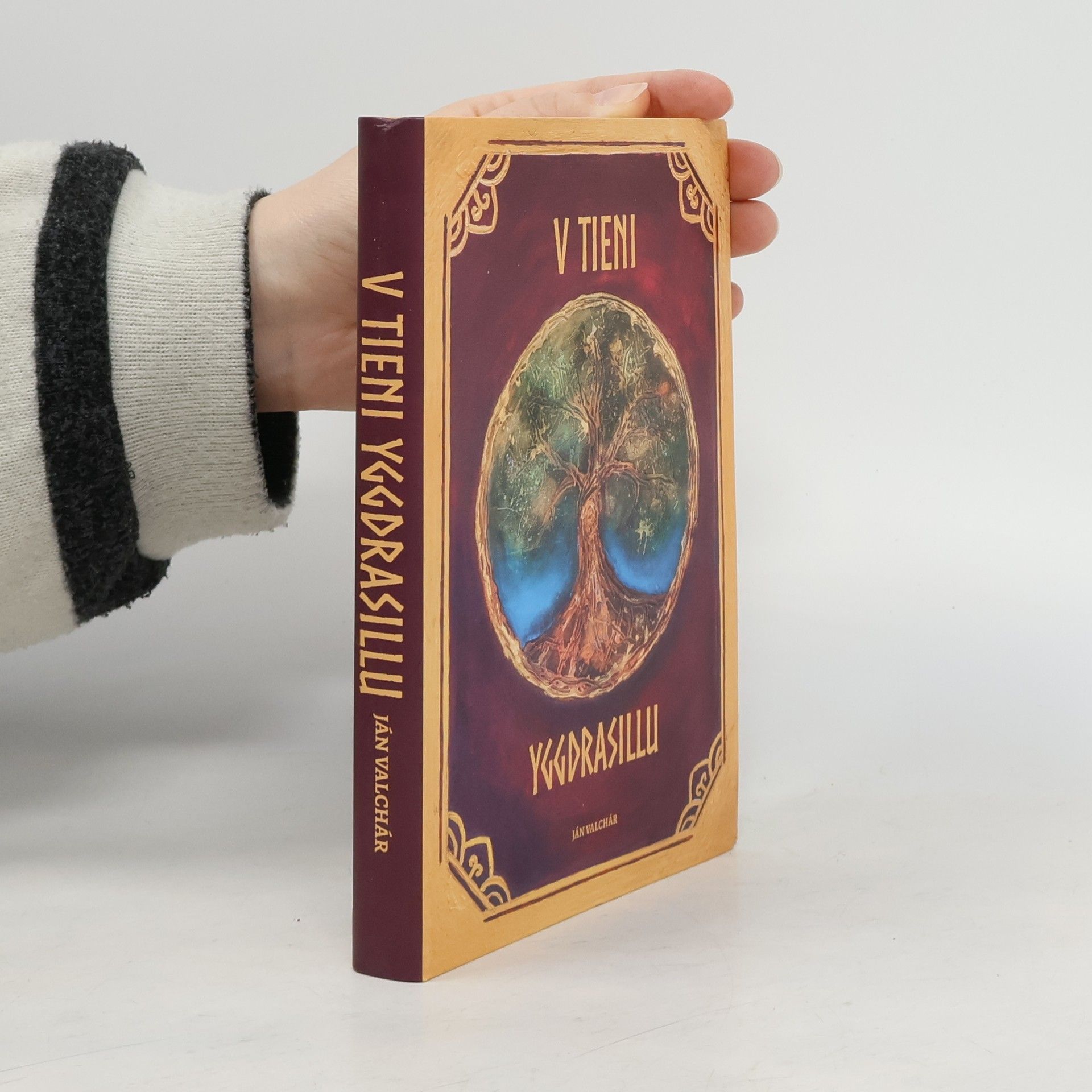 Jan Valchář V tieni Yggdrasillu