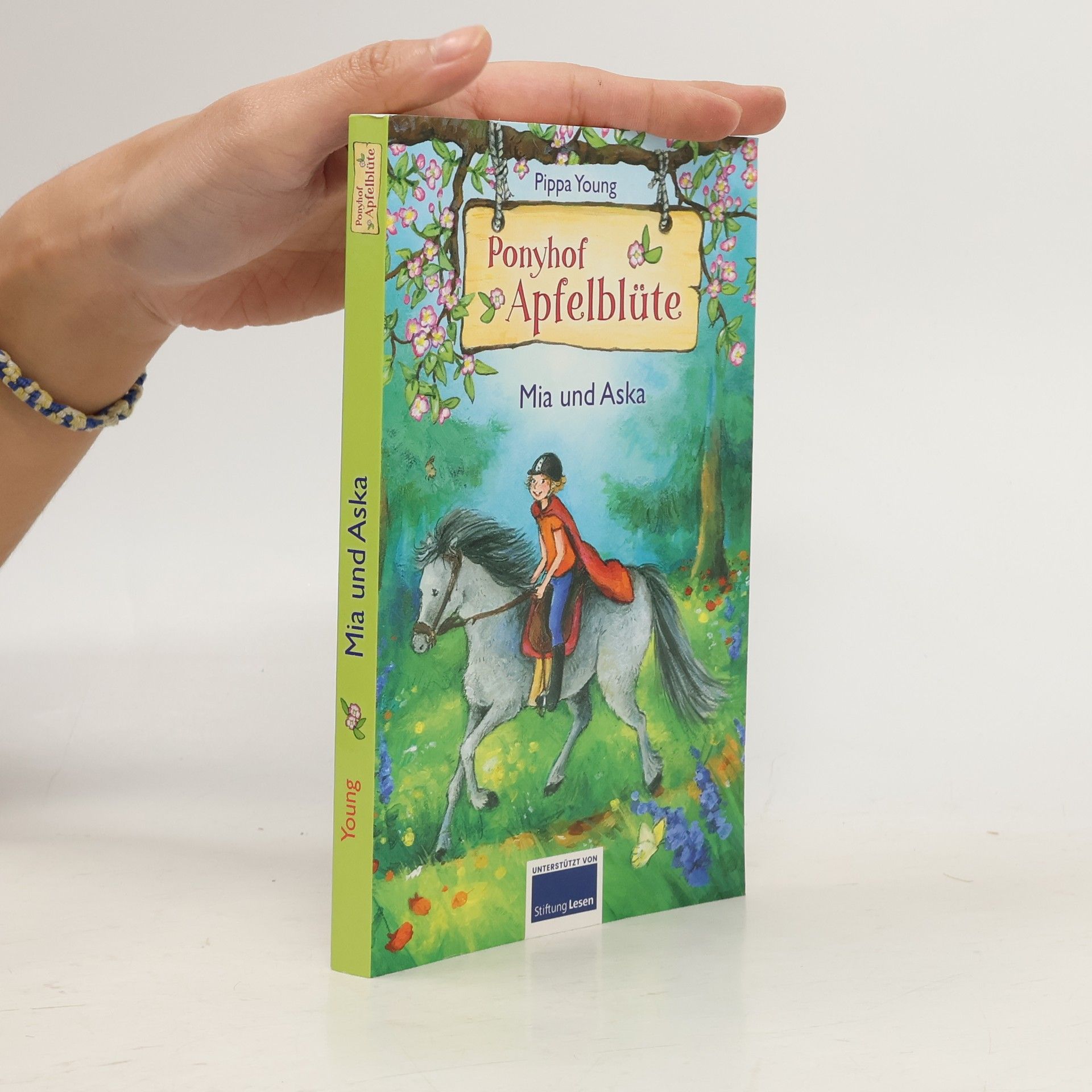 Pippa Young Ponyhof Apfelblüte
