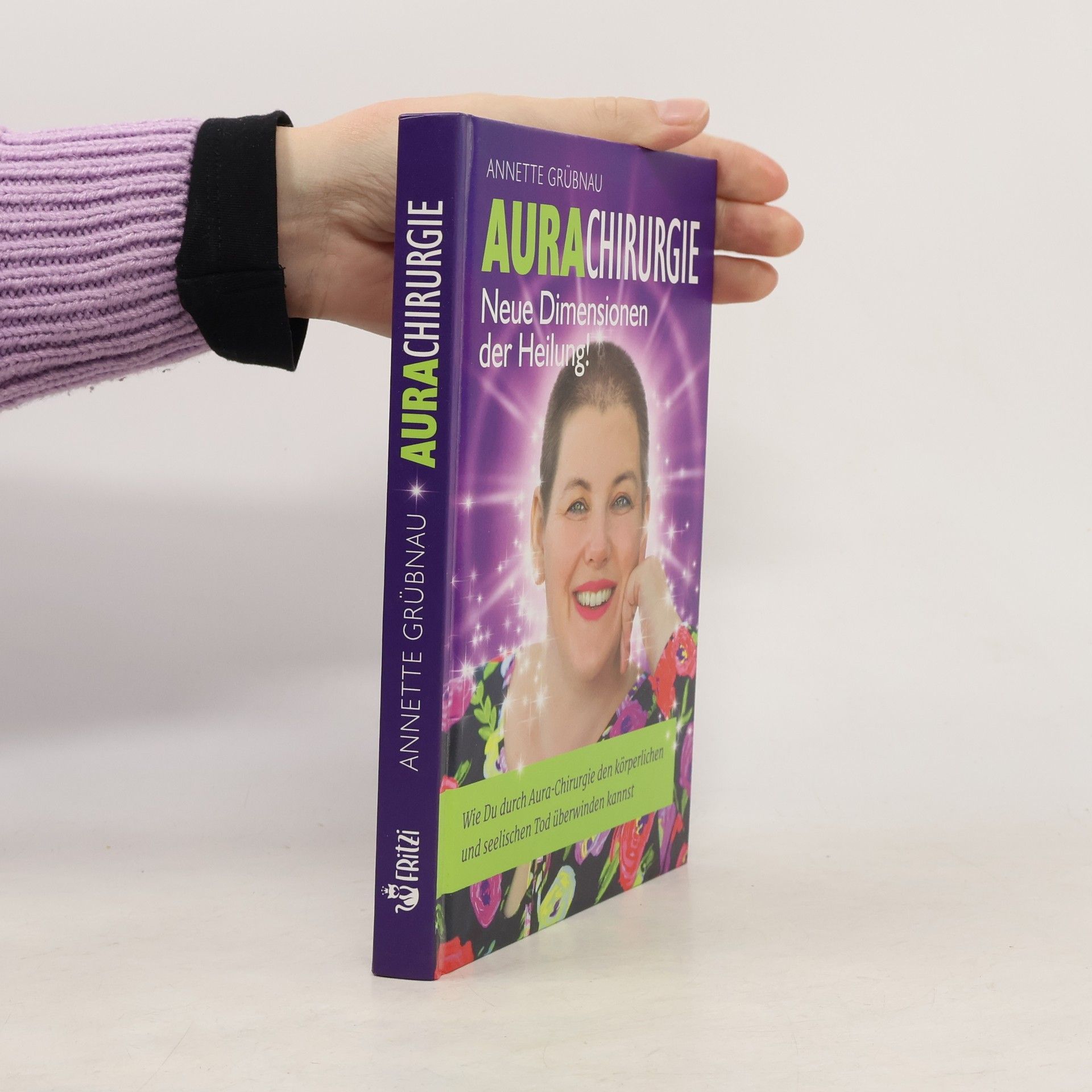 Annette Grübnau Aurachirurgie