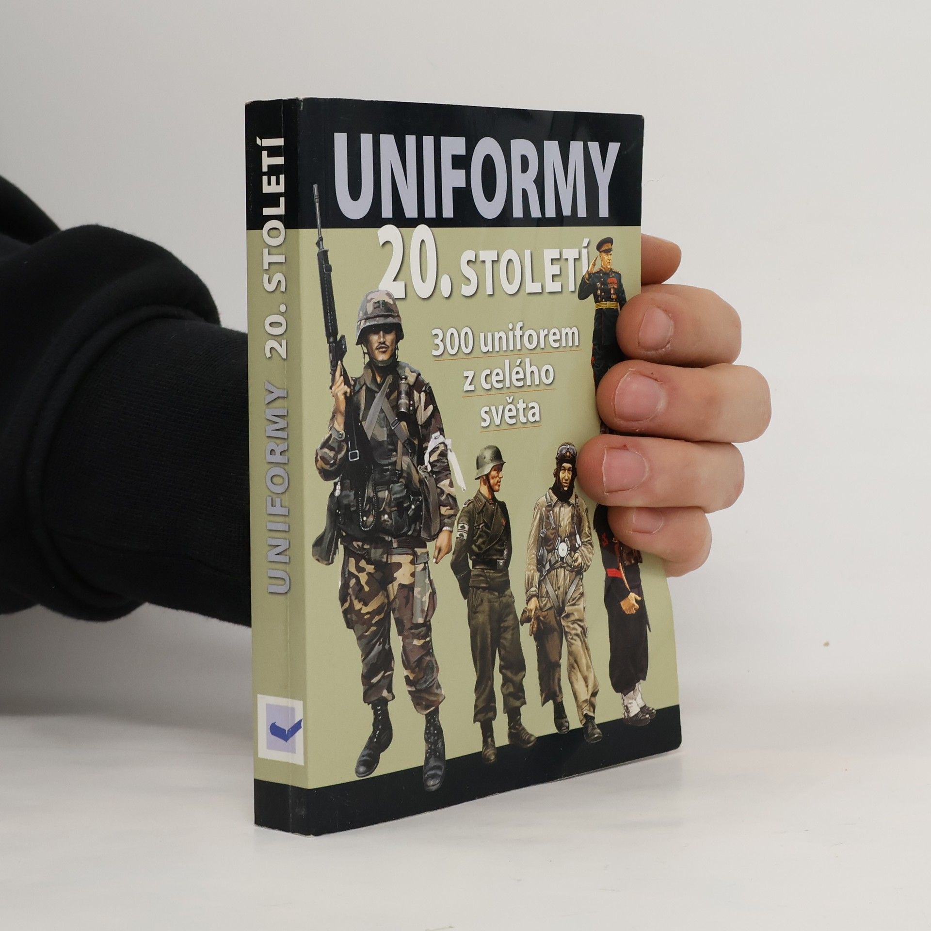 Chris McNab Uniformy 20. století