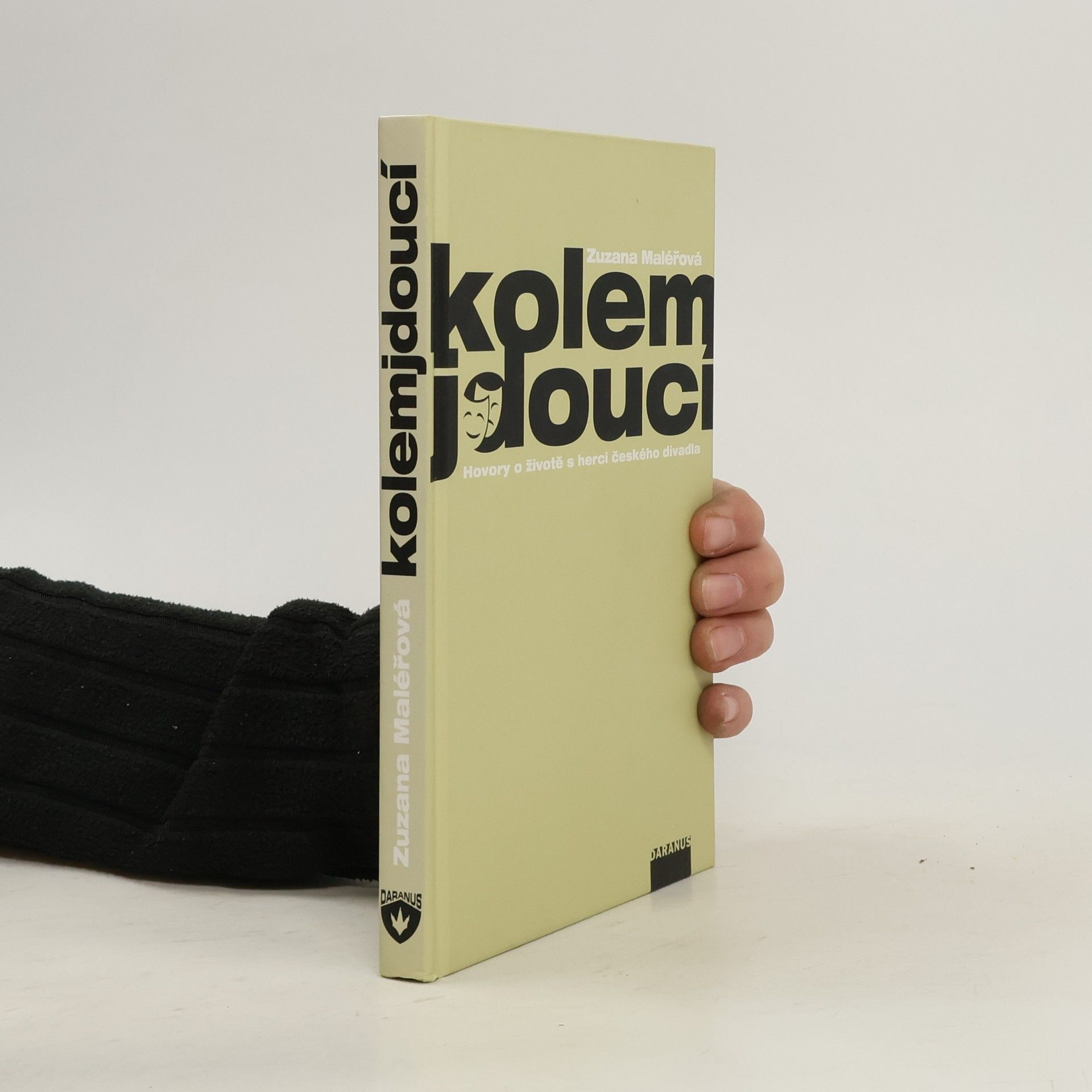 Kolemjdoucí