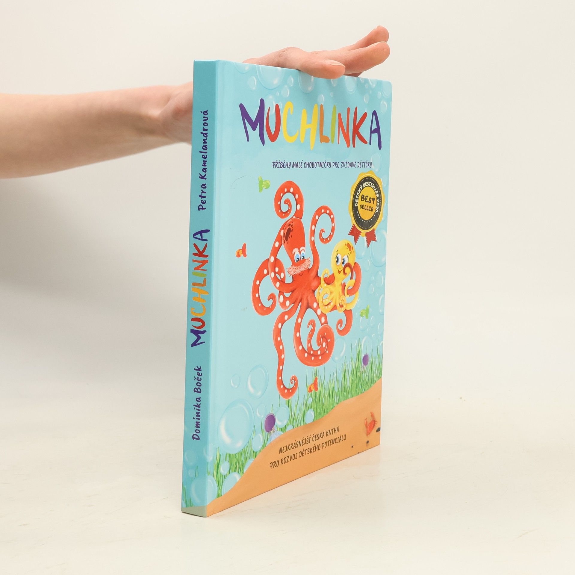 Various authors Muchlinka : příběhy malé chobotničky pro zvídavé dětičky