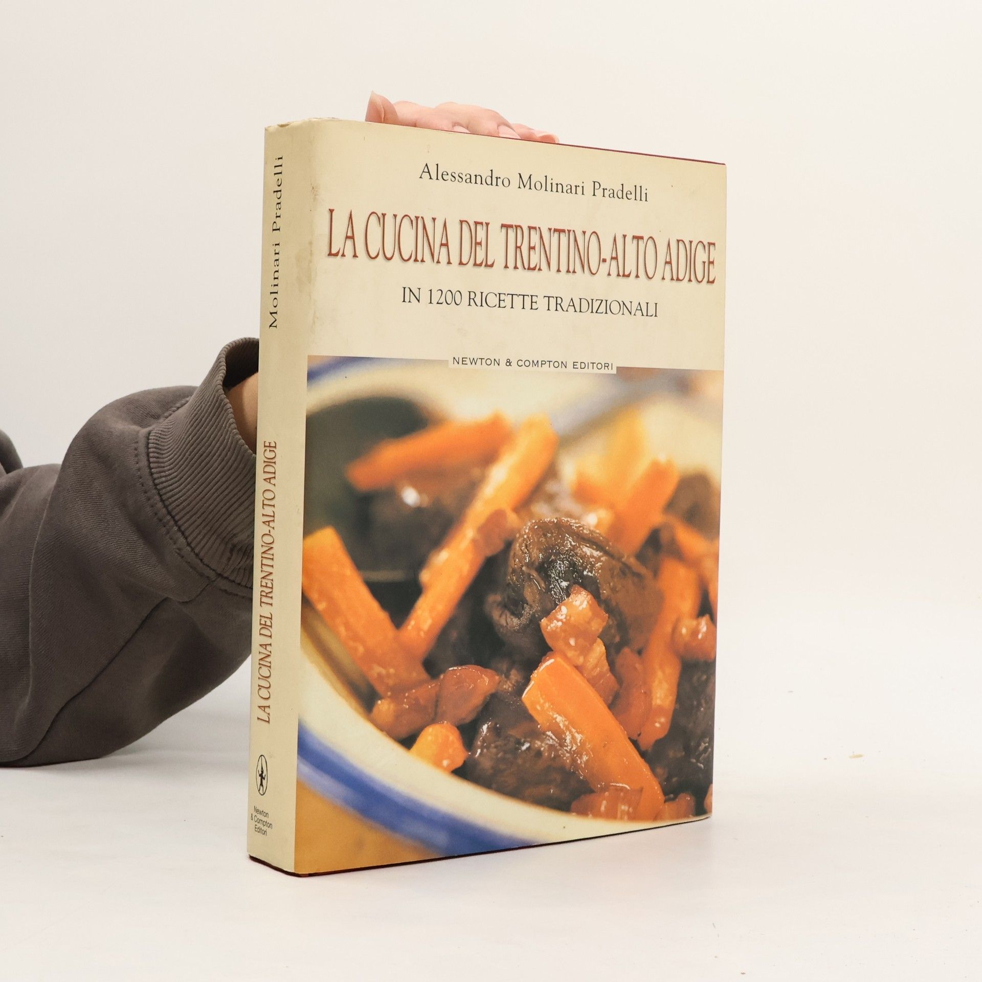 Alessandro Molinari Pradelli La cucina del Trentino Alto Adige - libro allegato al quotidiano