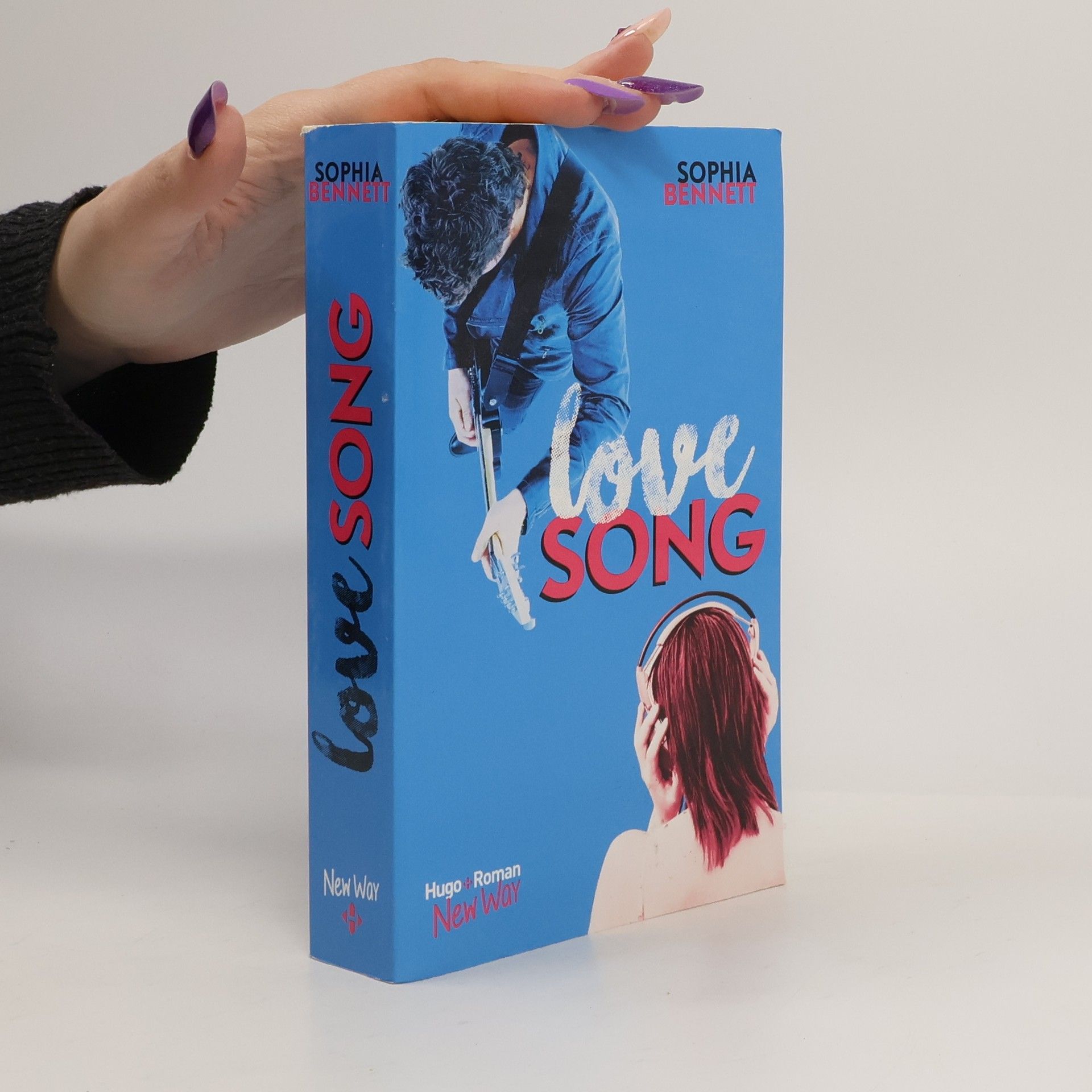 Sophia Bennett Love Song