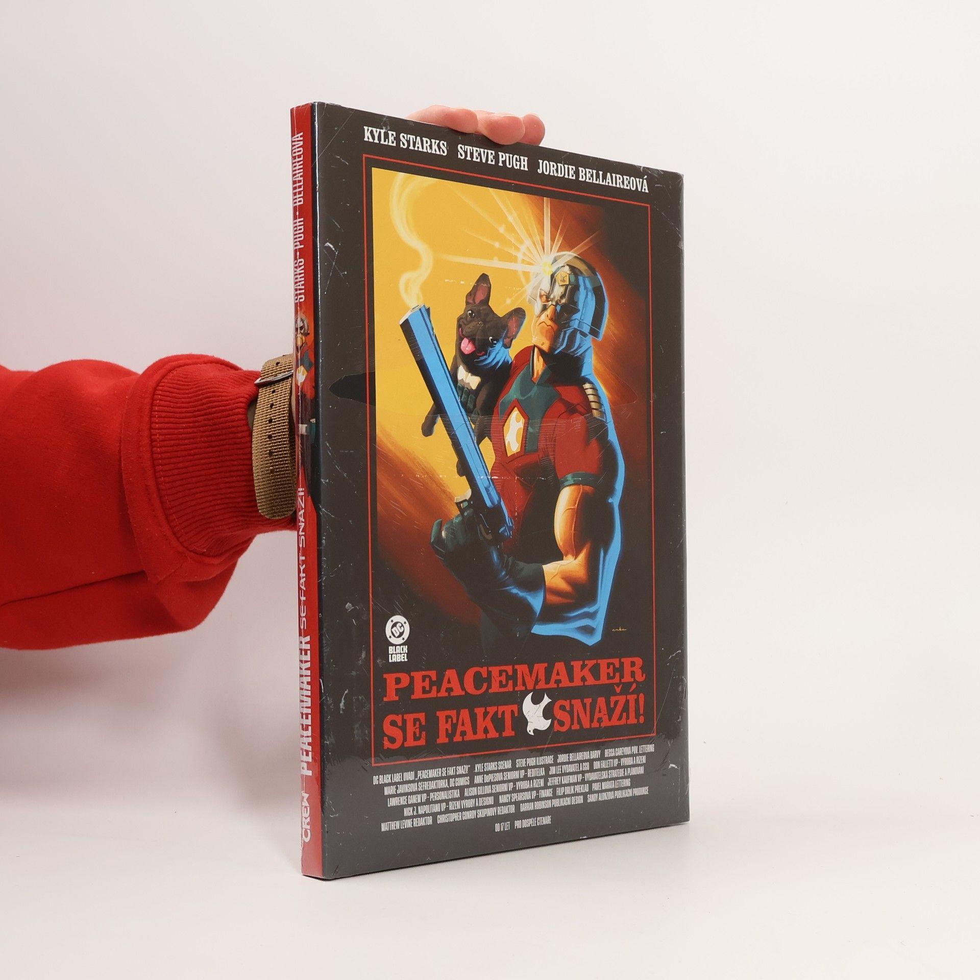 Kyle Starks Peacemaker se fakt snaží!