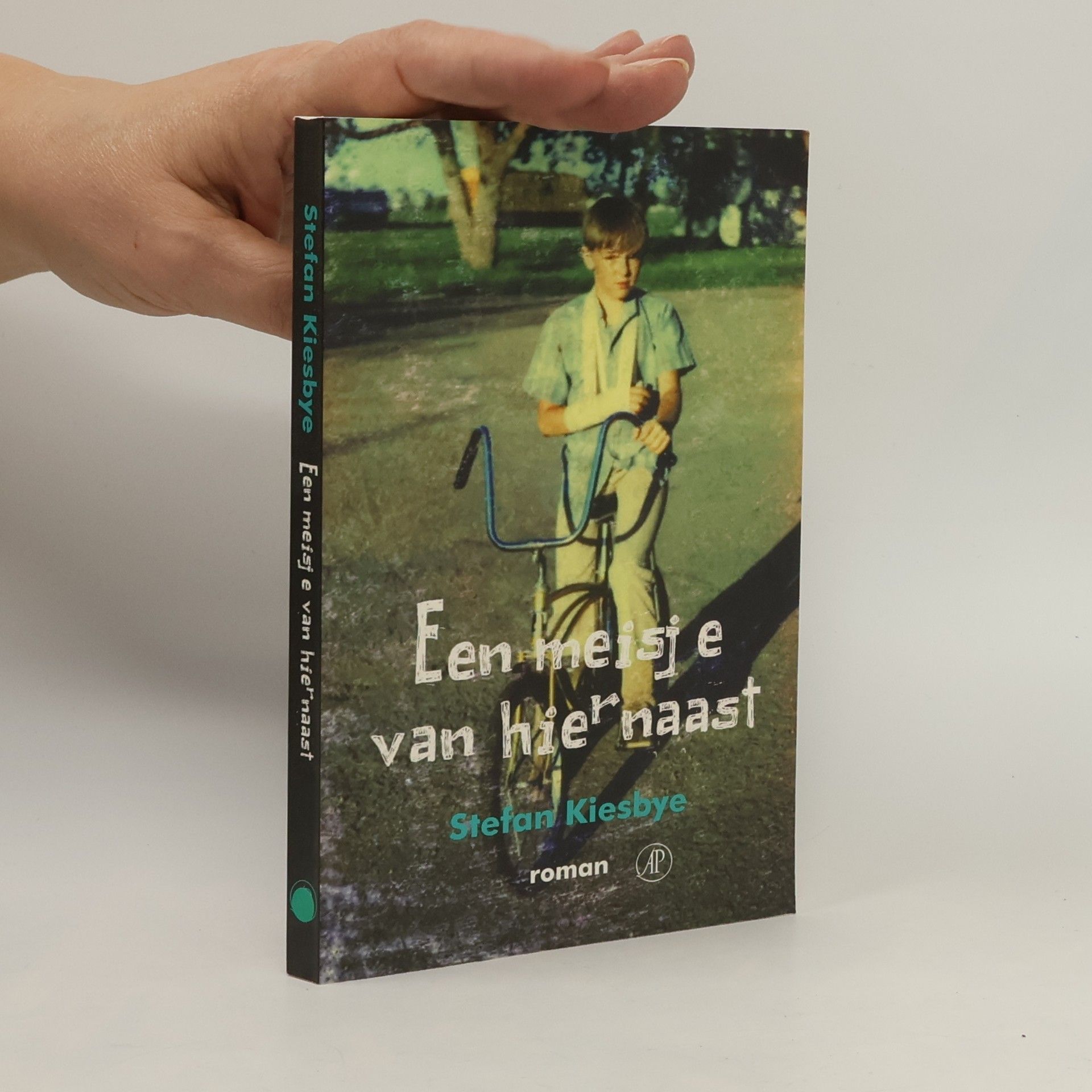 Stefan Kiesbye Een meisje van hiernaast / druk 1