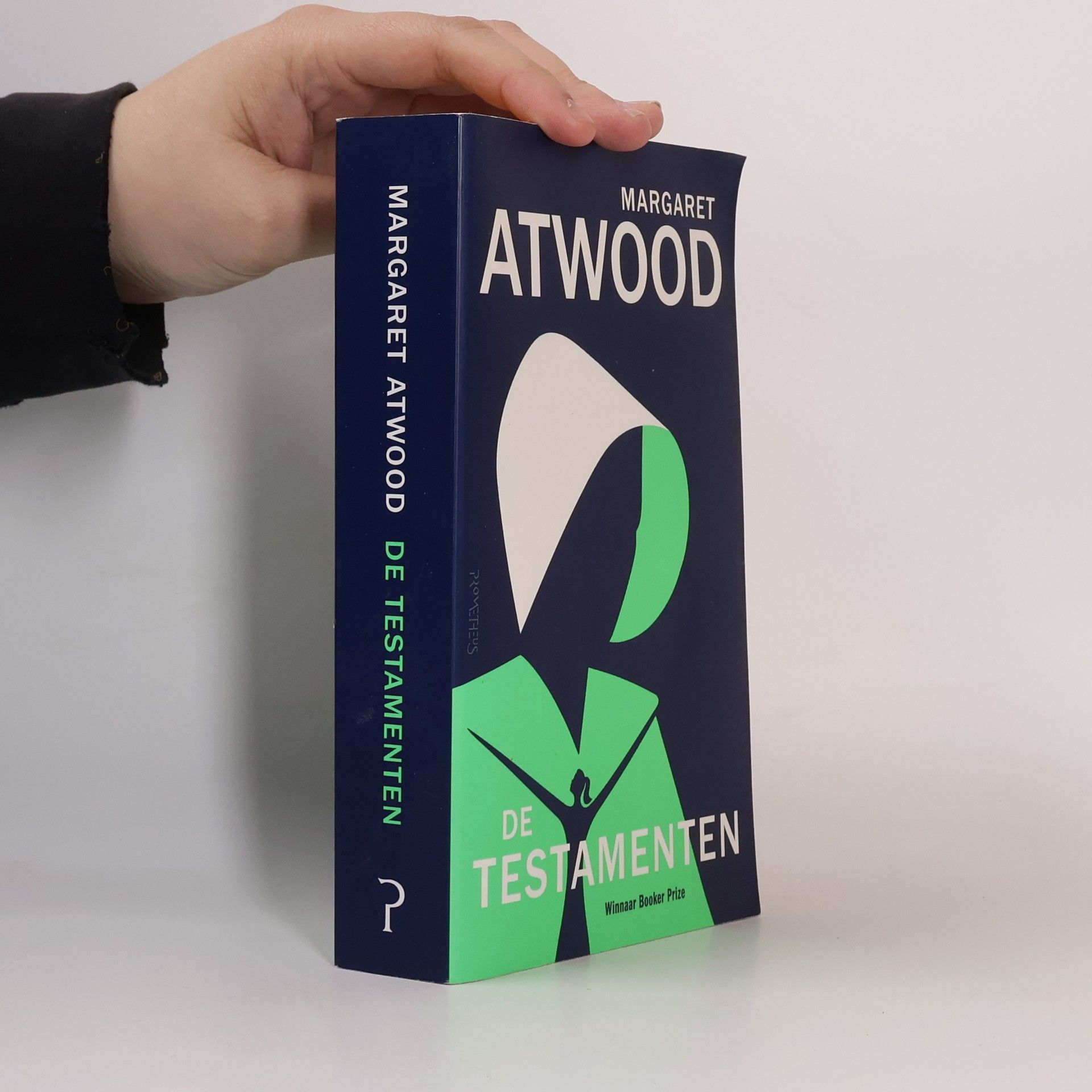 Margaret Atwood Het verhaal van de dienstmaagd - 2: De testamenten