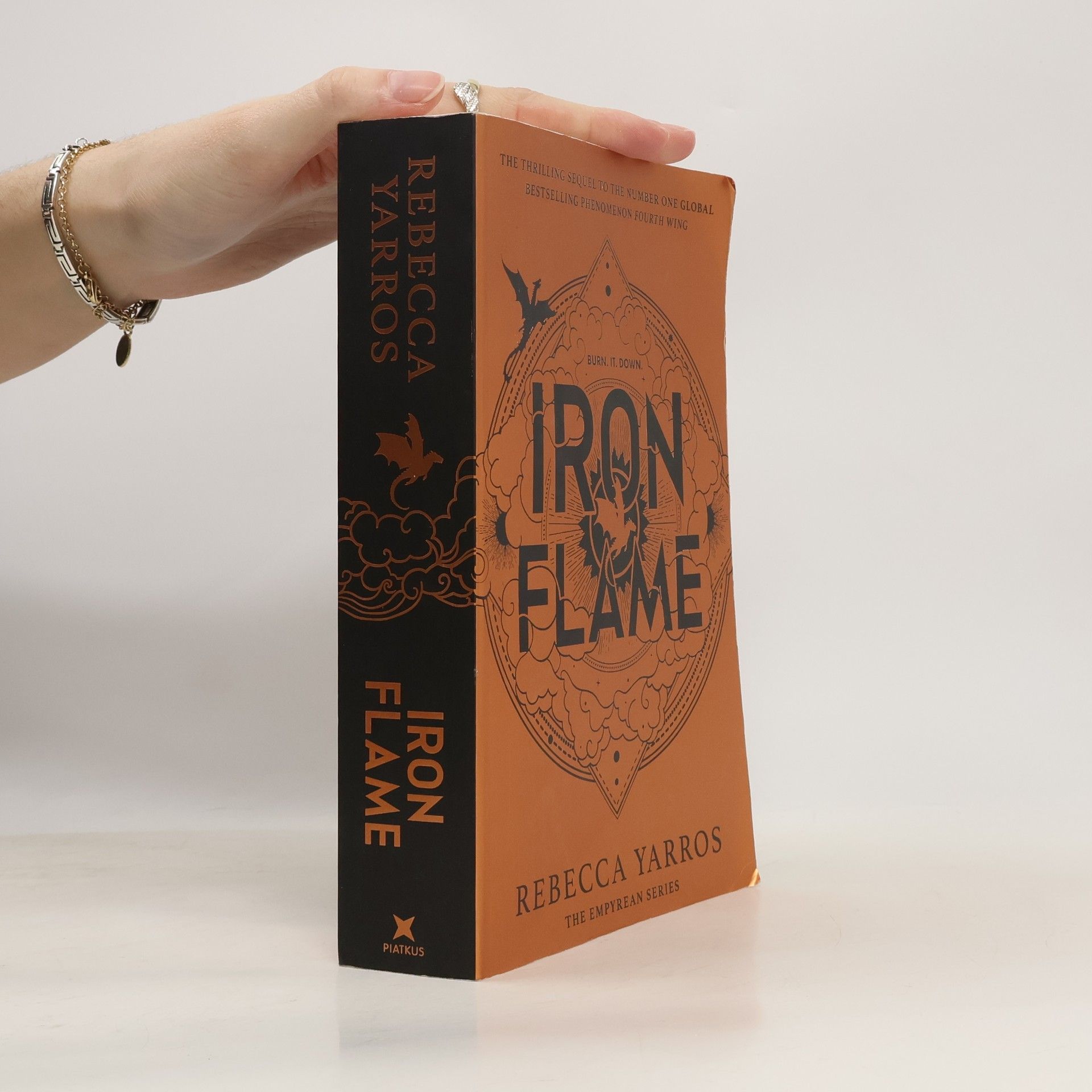 Rebecca Yarros Iron Flame