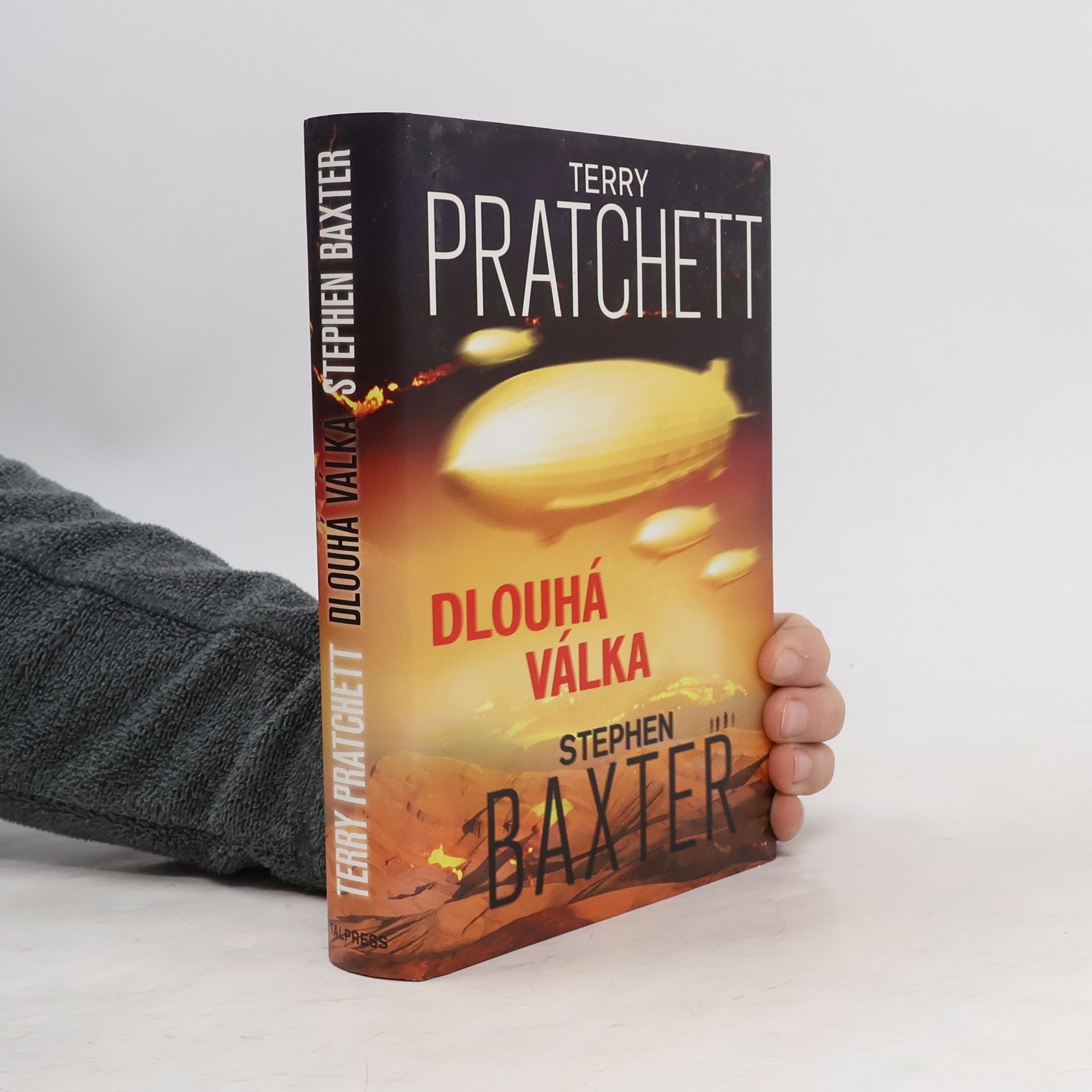 Terry Pratchett Dlouhá válka