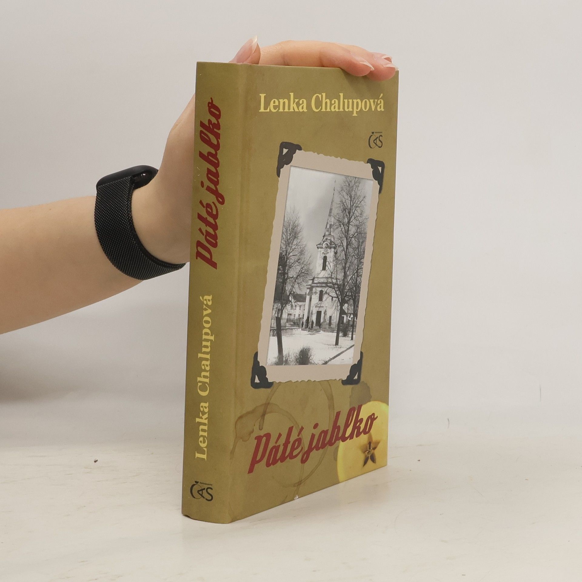 Lenka Chalupová Páté jablko