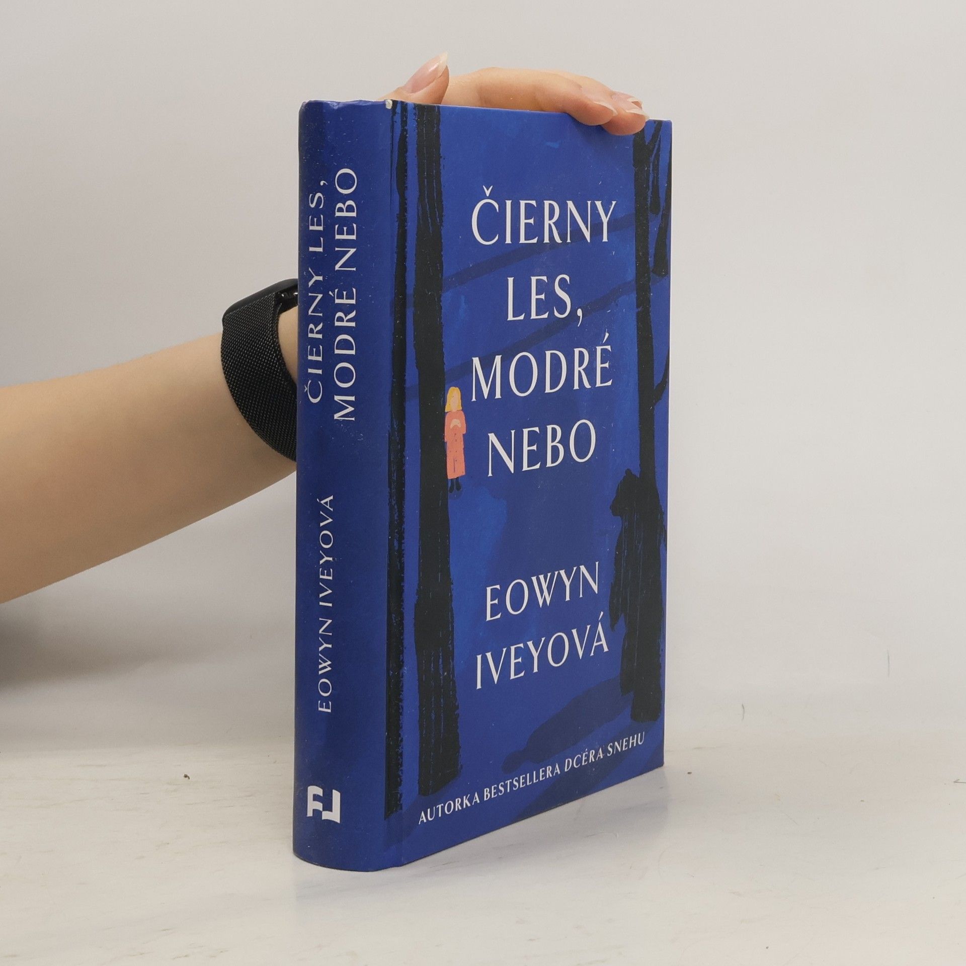 Eowyn Ivey Čierny les, modré nebo