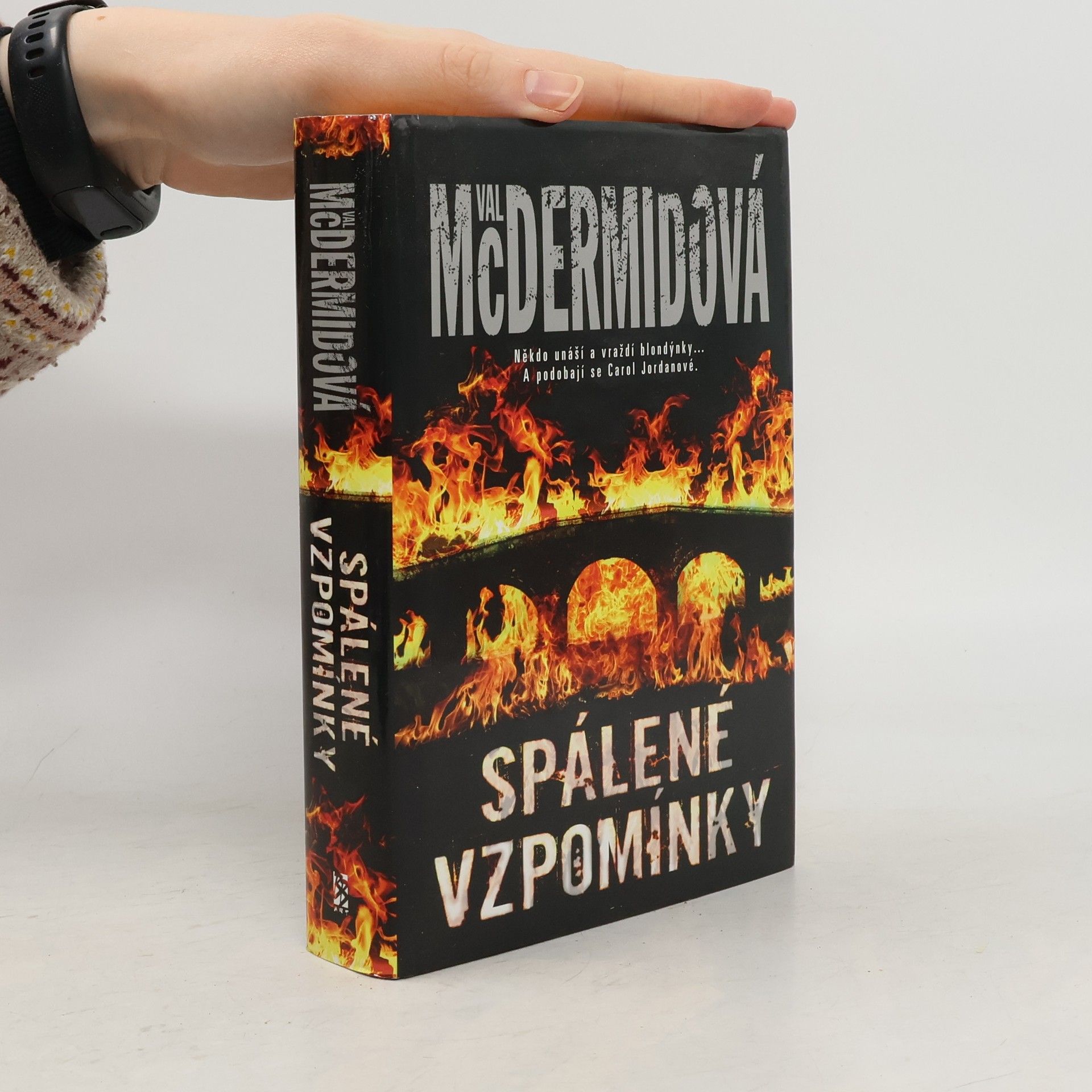 Val McDermid Spálené vzpomínky