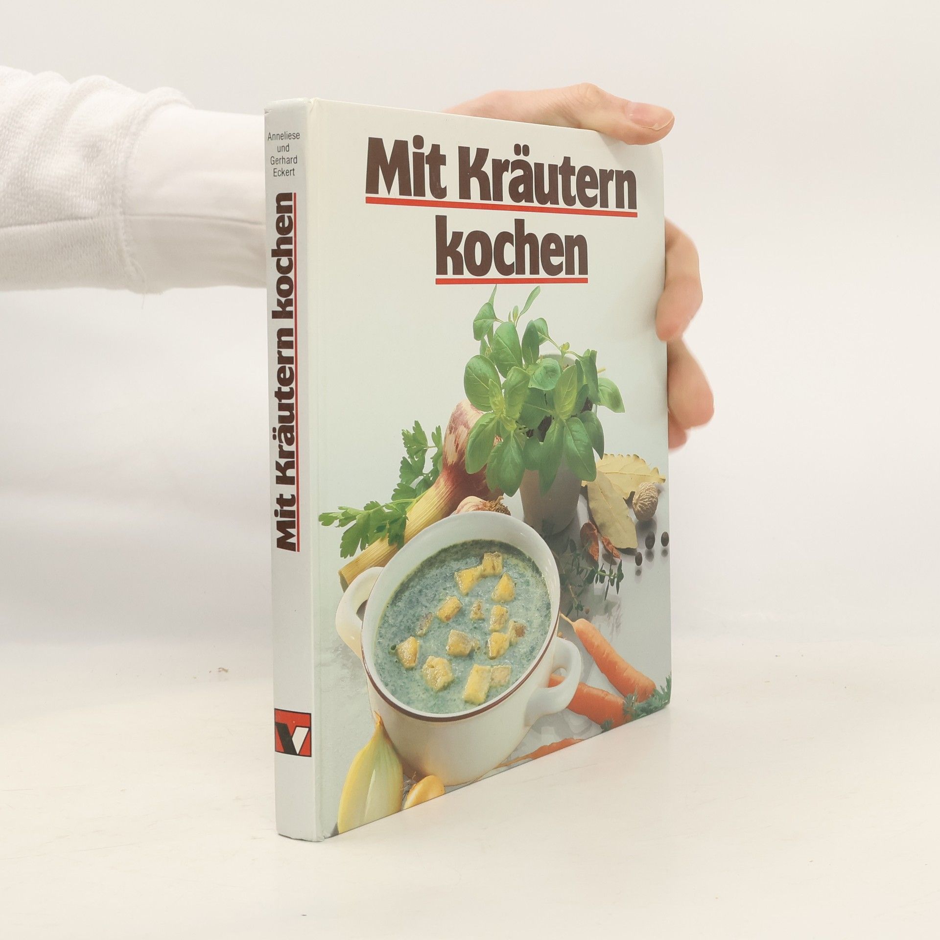 Collectif d'auteurs Mit Kräutern kochen