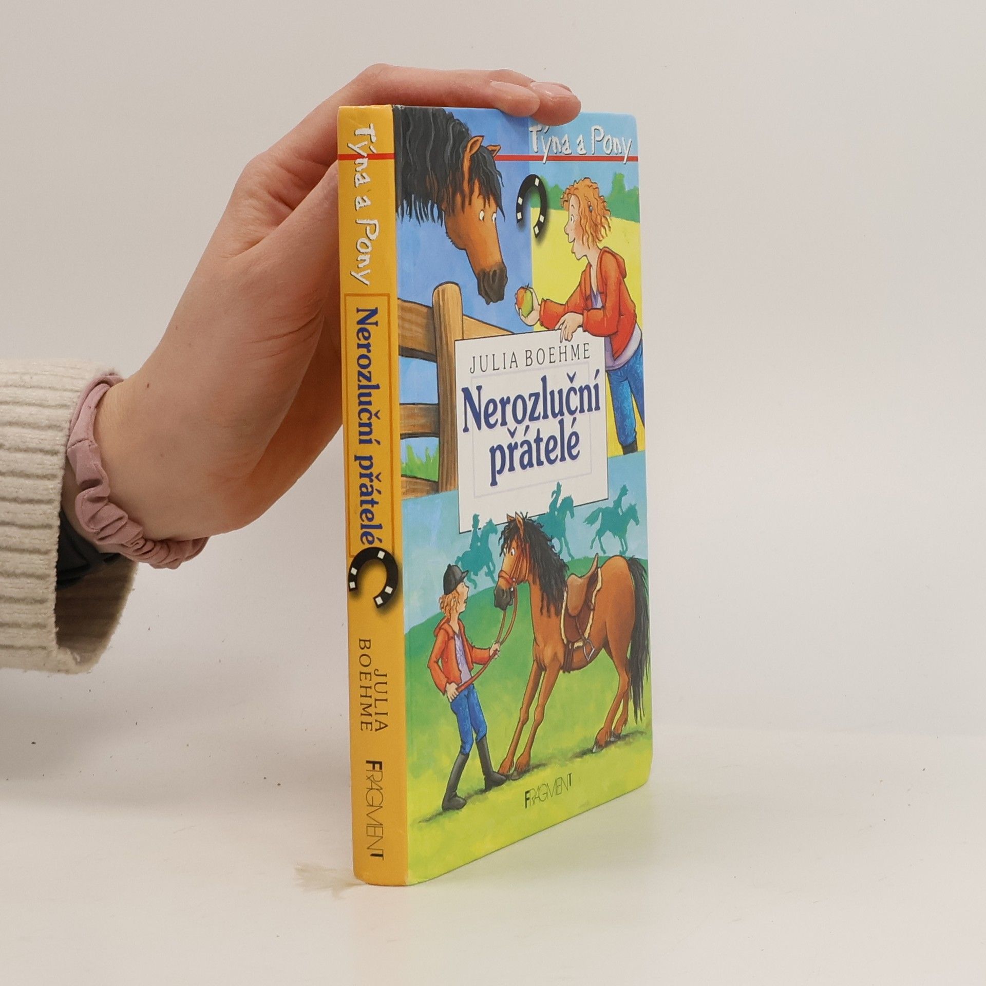 Julia Boehme Nerozluční přátelé