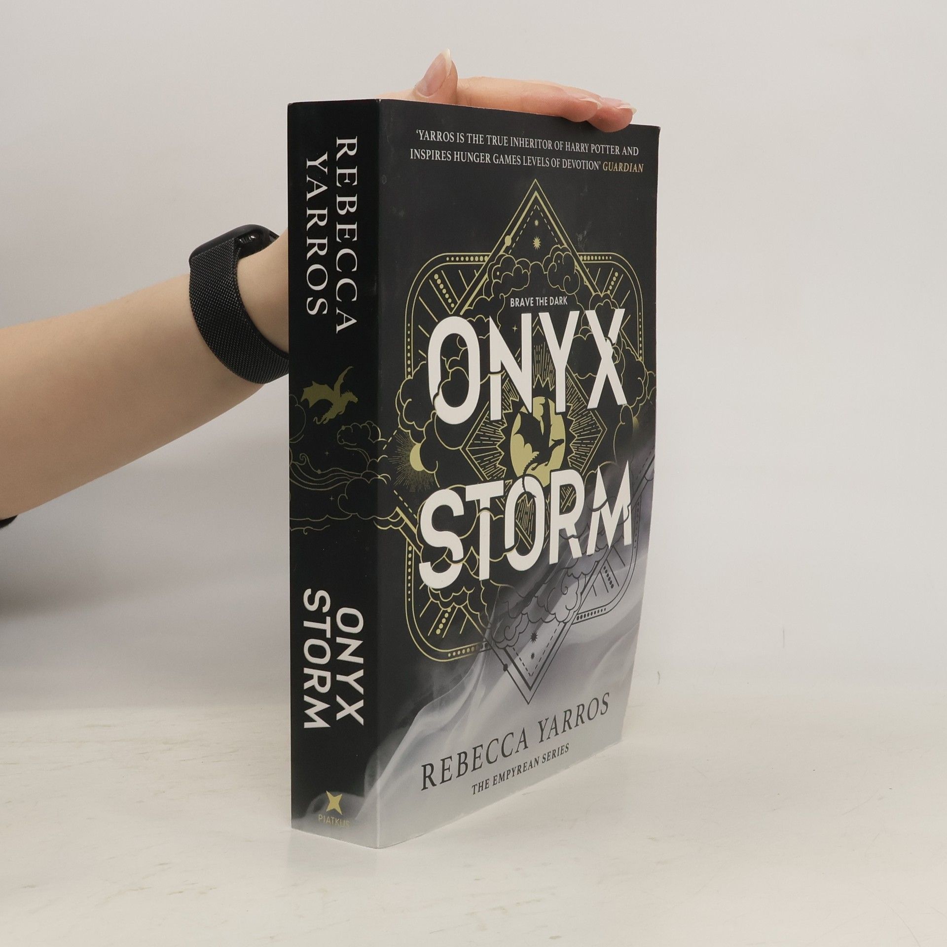 Rebecca Yarros Onyx Storm