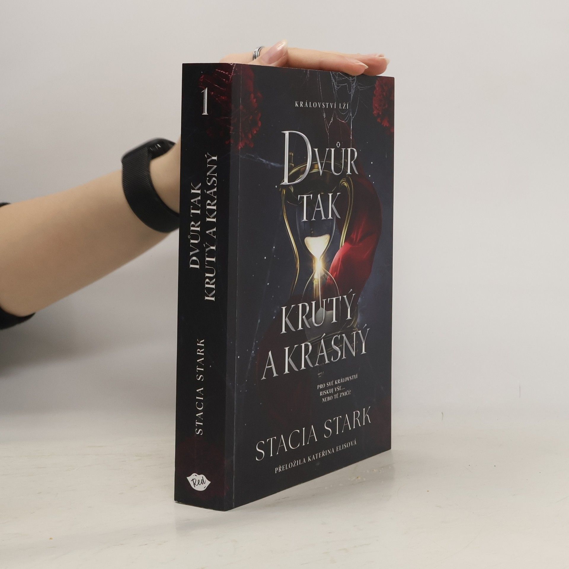 Stacia Stark Dvůr tak krutý a krásný